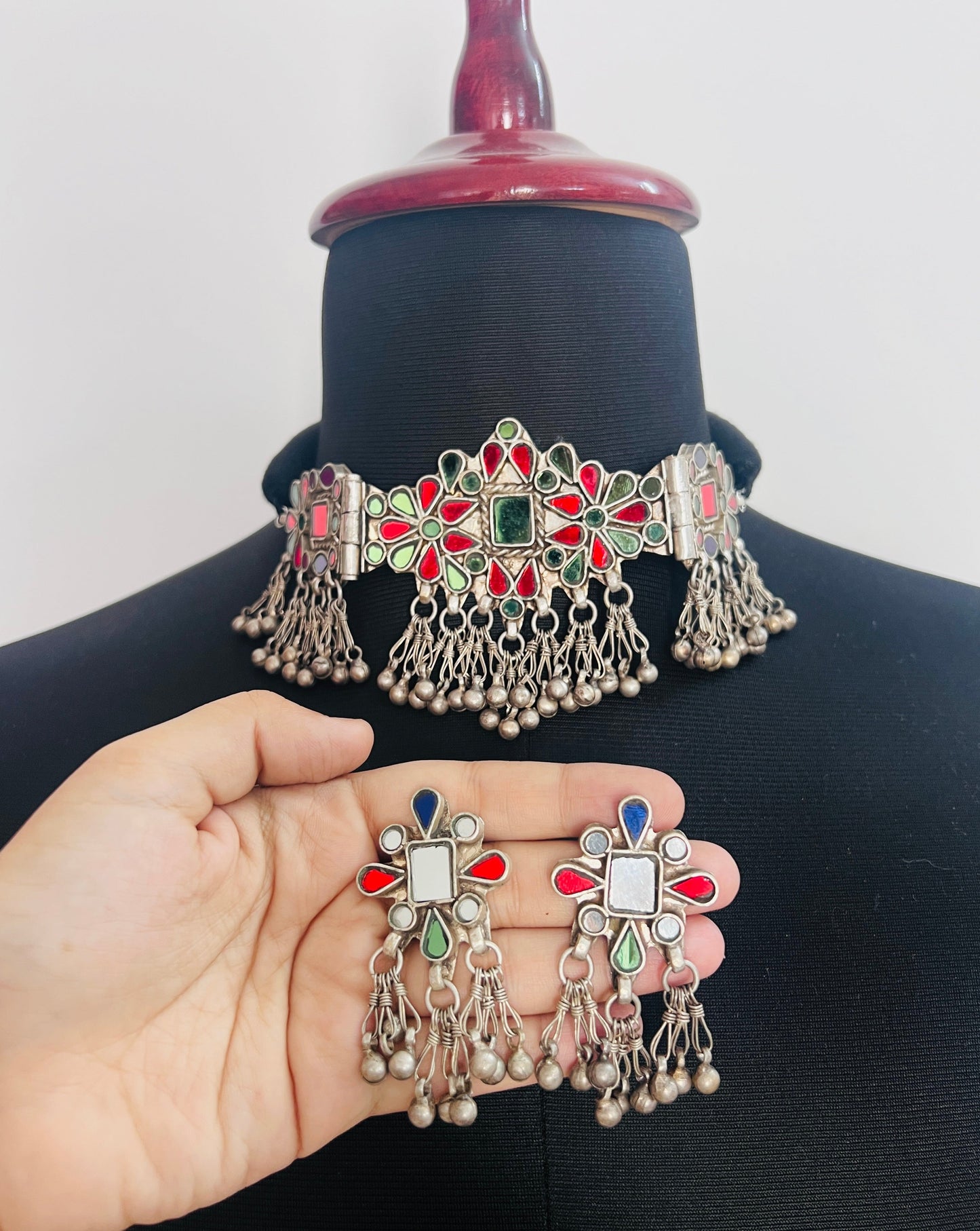Gulmohar Glass Choker Set