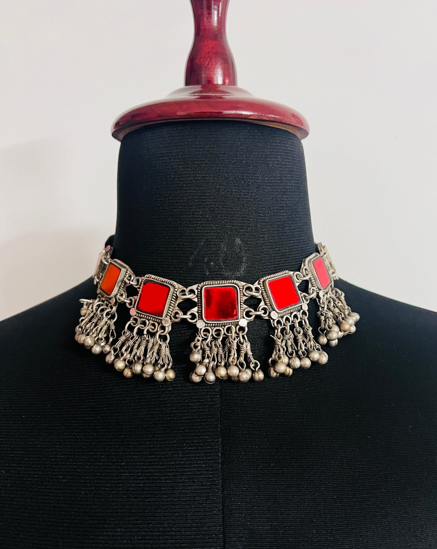 Leya Glass Necklace Set