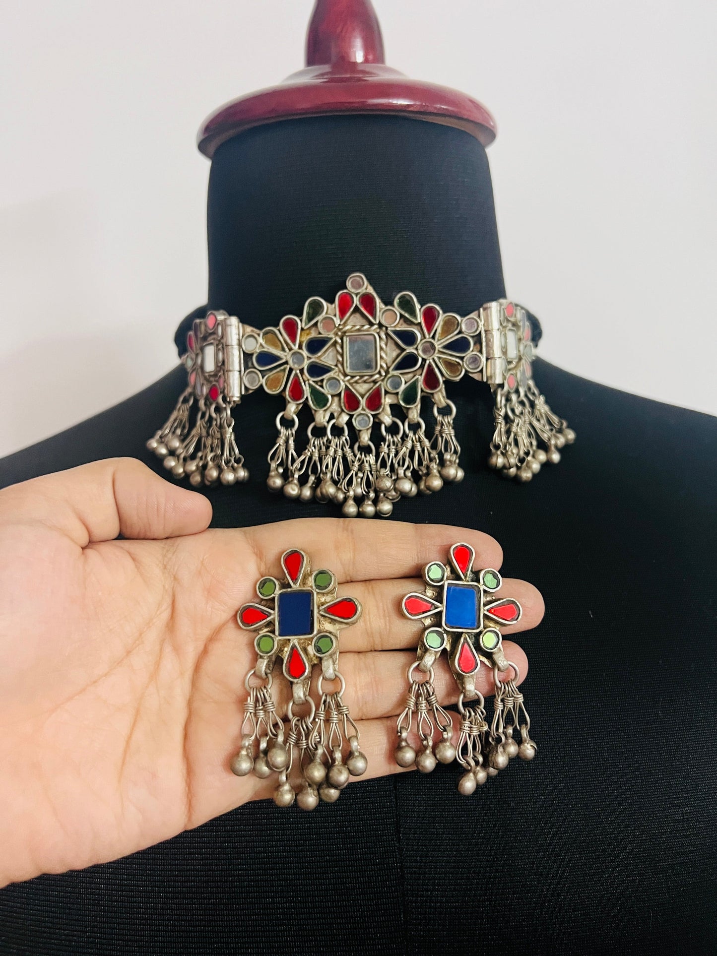 Gulmohar Glass Choker Set