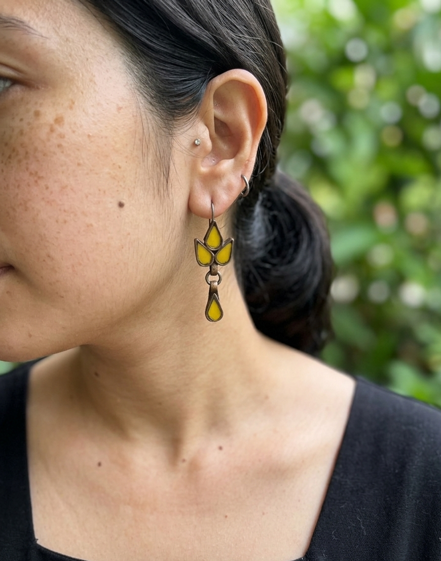 Pihu Glass Earrings