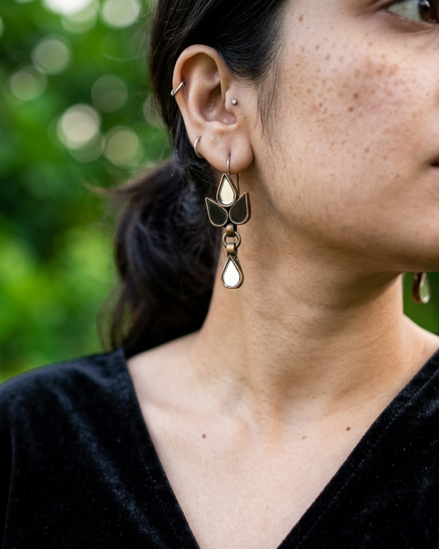Pihu Glass Earrings