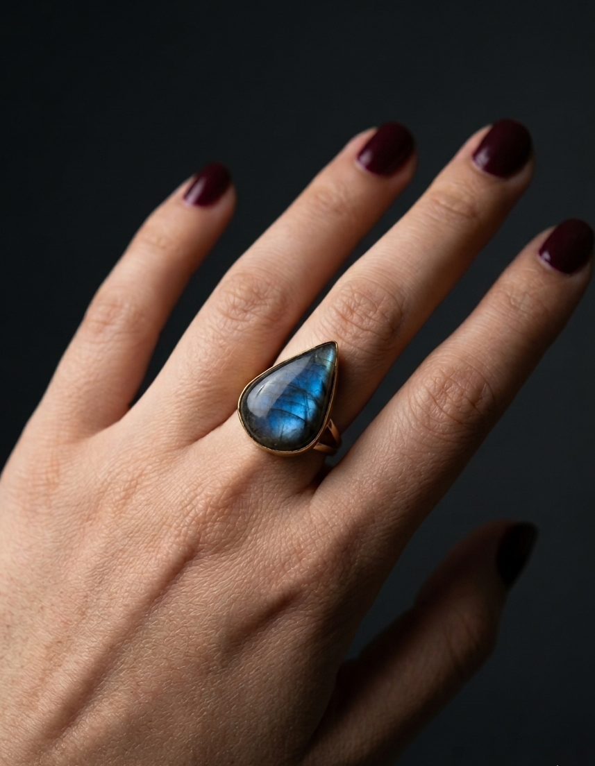 Libra Vintage Ring