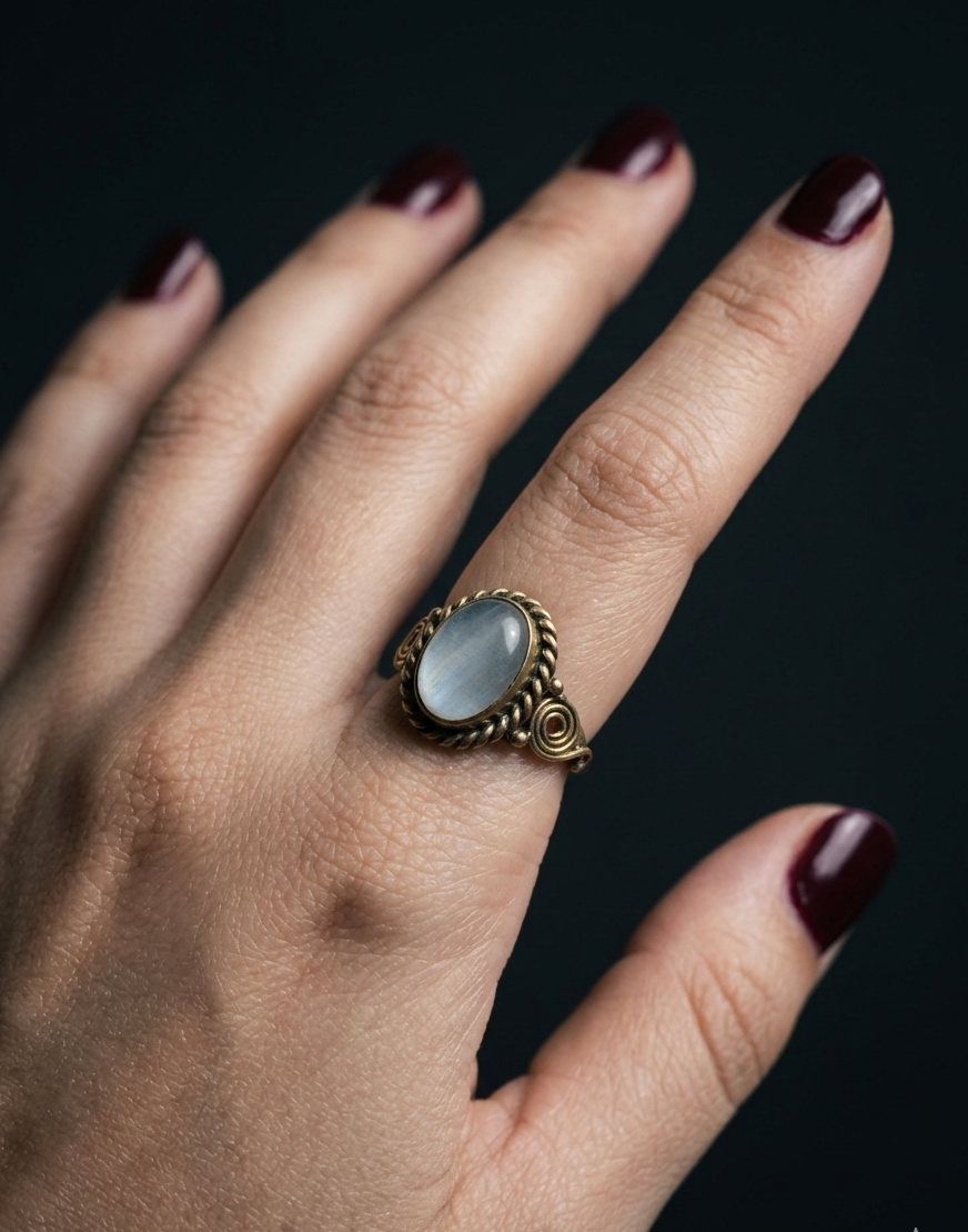 Uja Vintage Ring