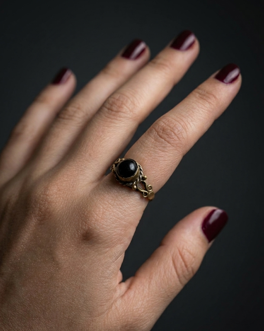 Kaali Vintage Ring