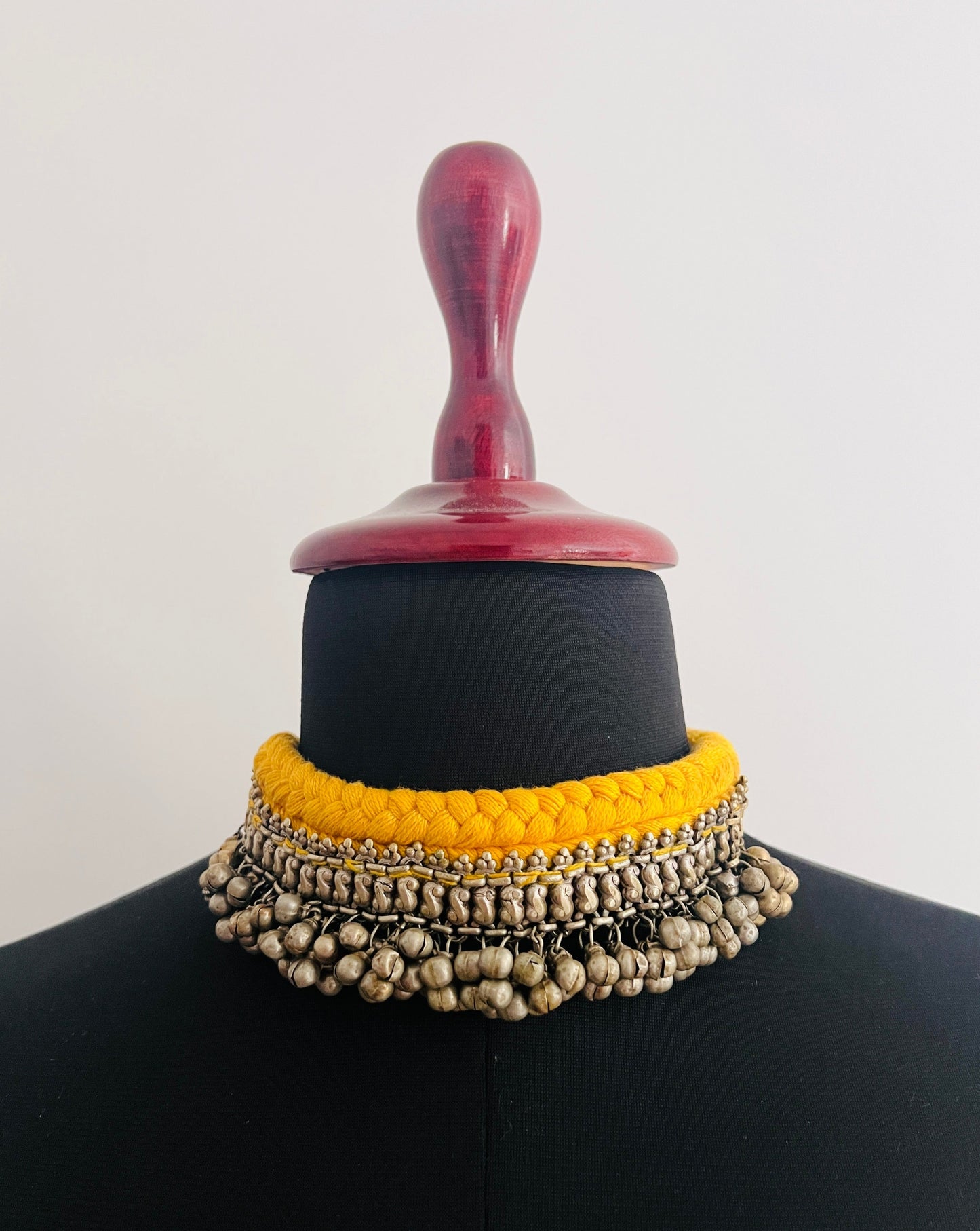 Rang Afghan Choker