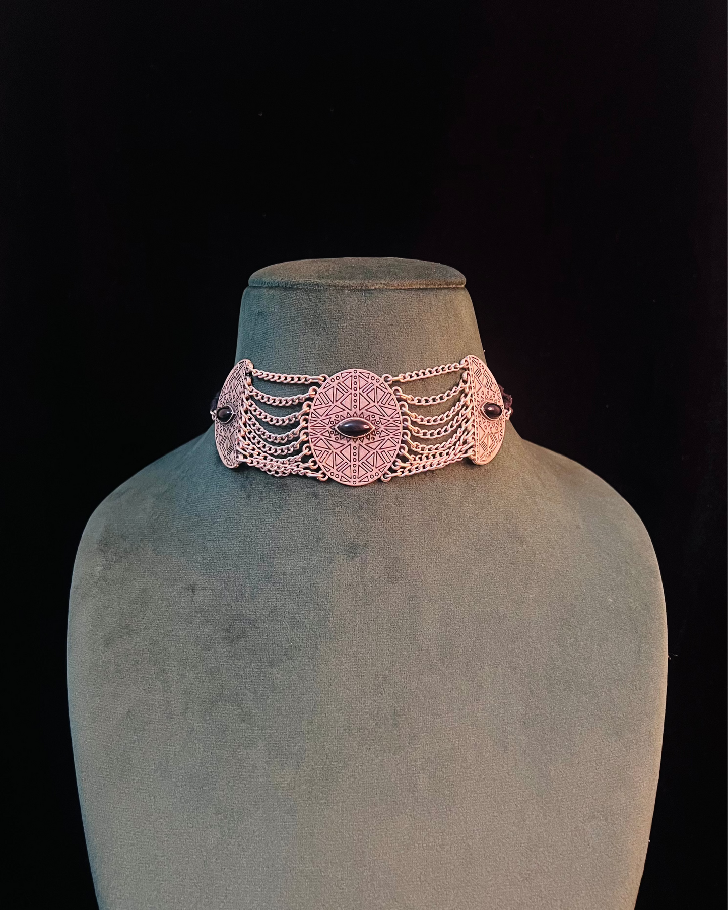 Zamaana Turkmen Choker