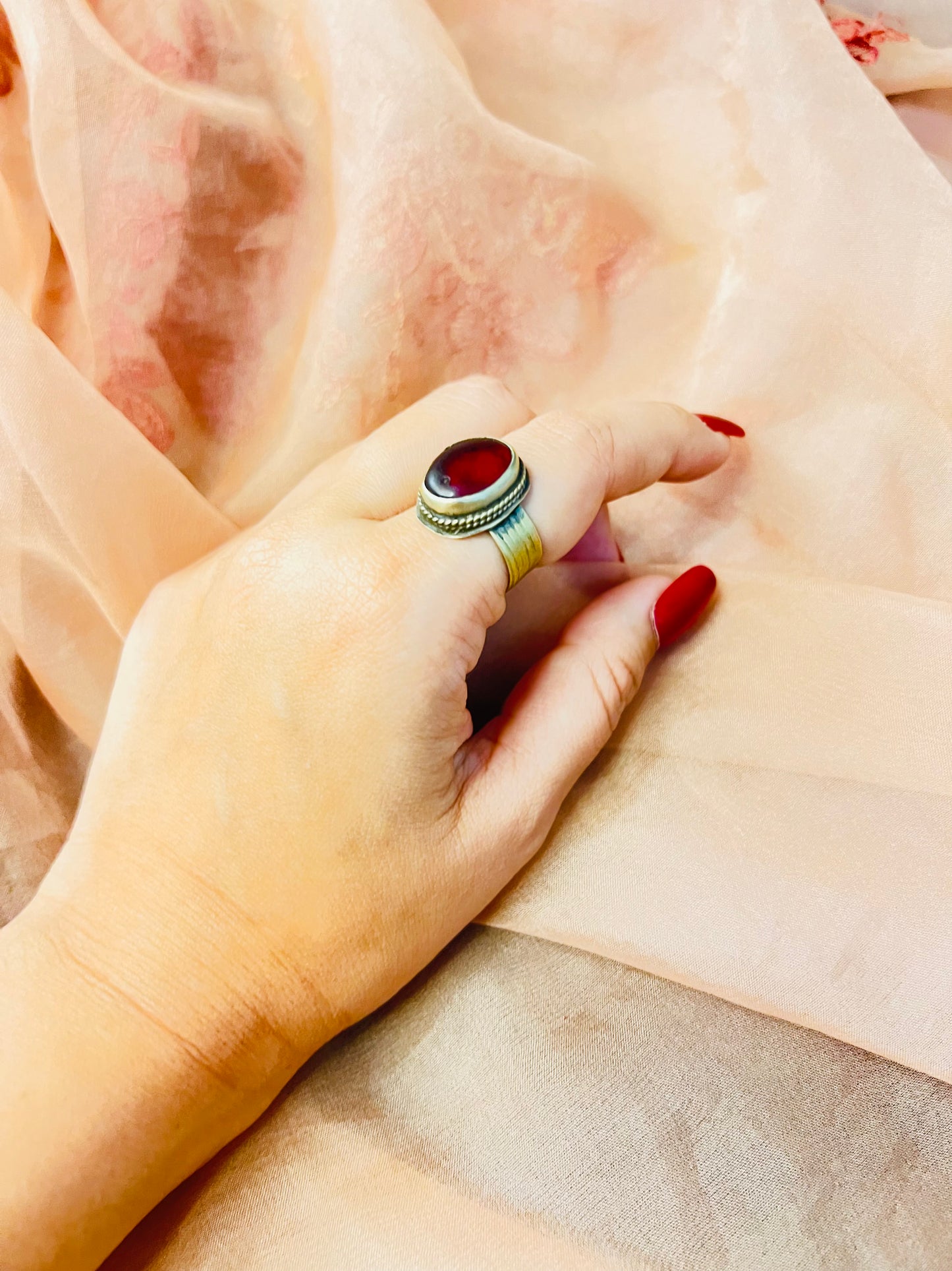 Riyaadh Vintage Ring