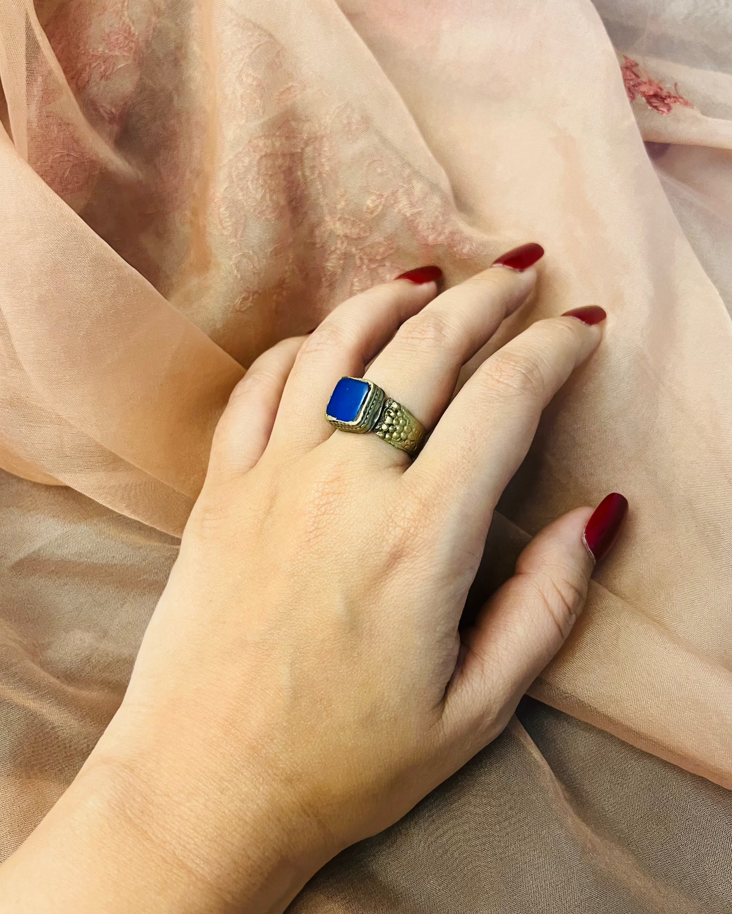 Ekaai Vintage Ring