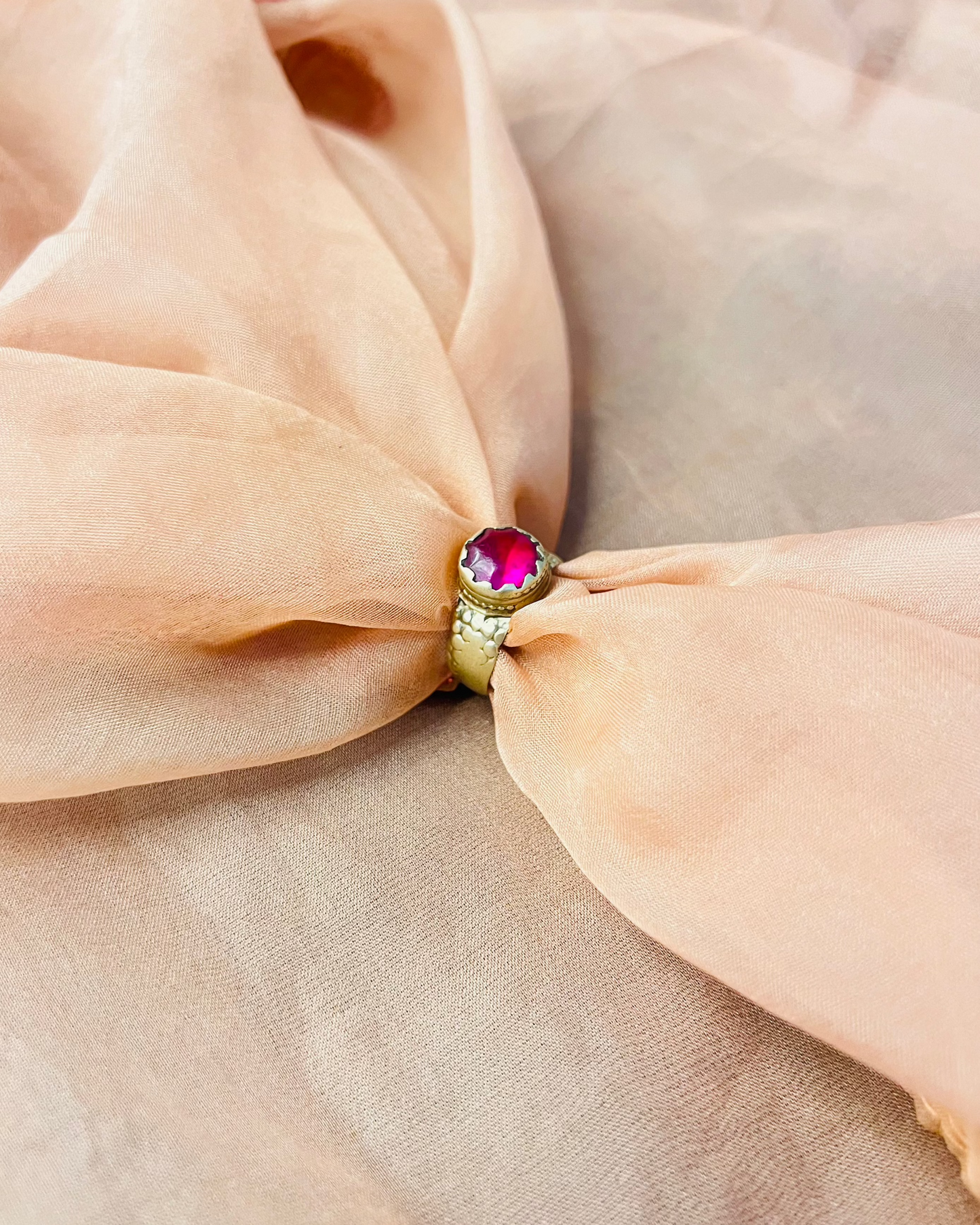 Gulaabi Vintage Ring
