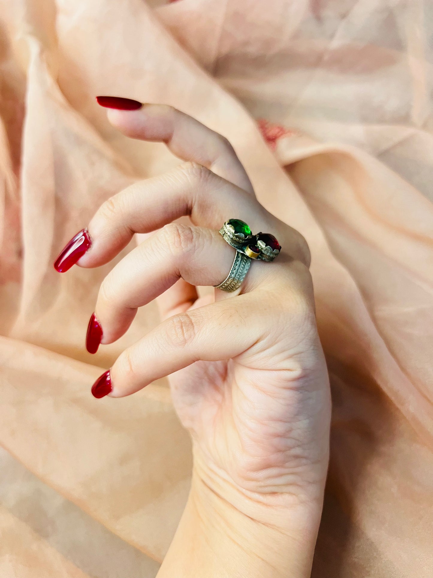 Rutbaa Vintage Ring