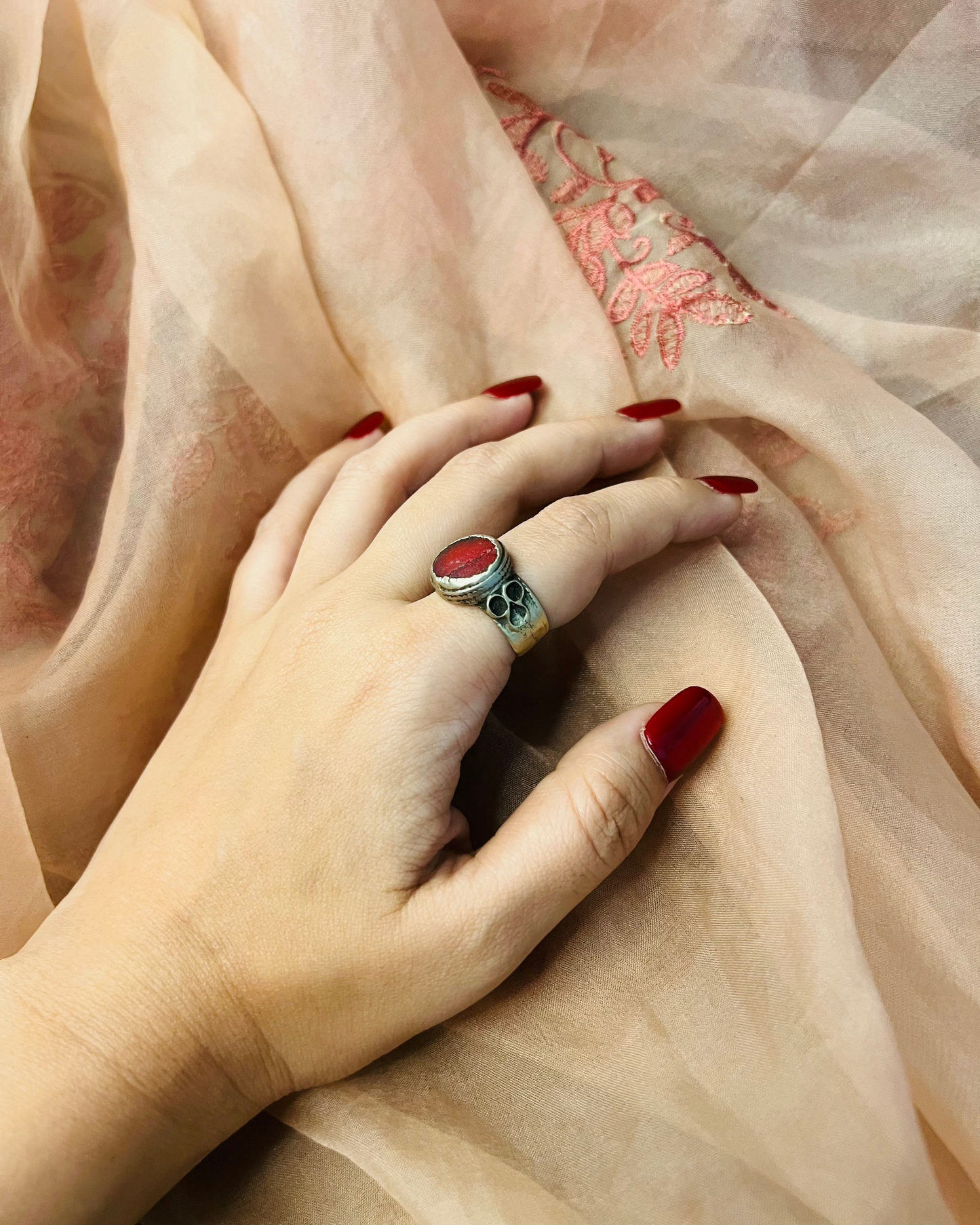 Meherbaanh Vintage Ring