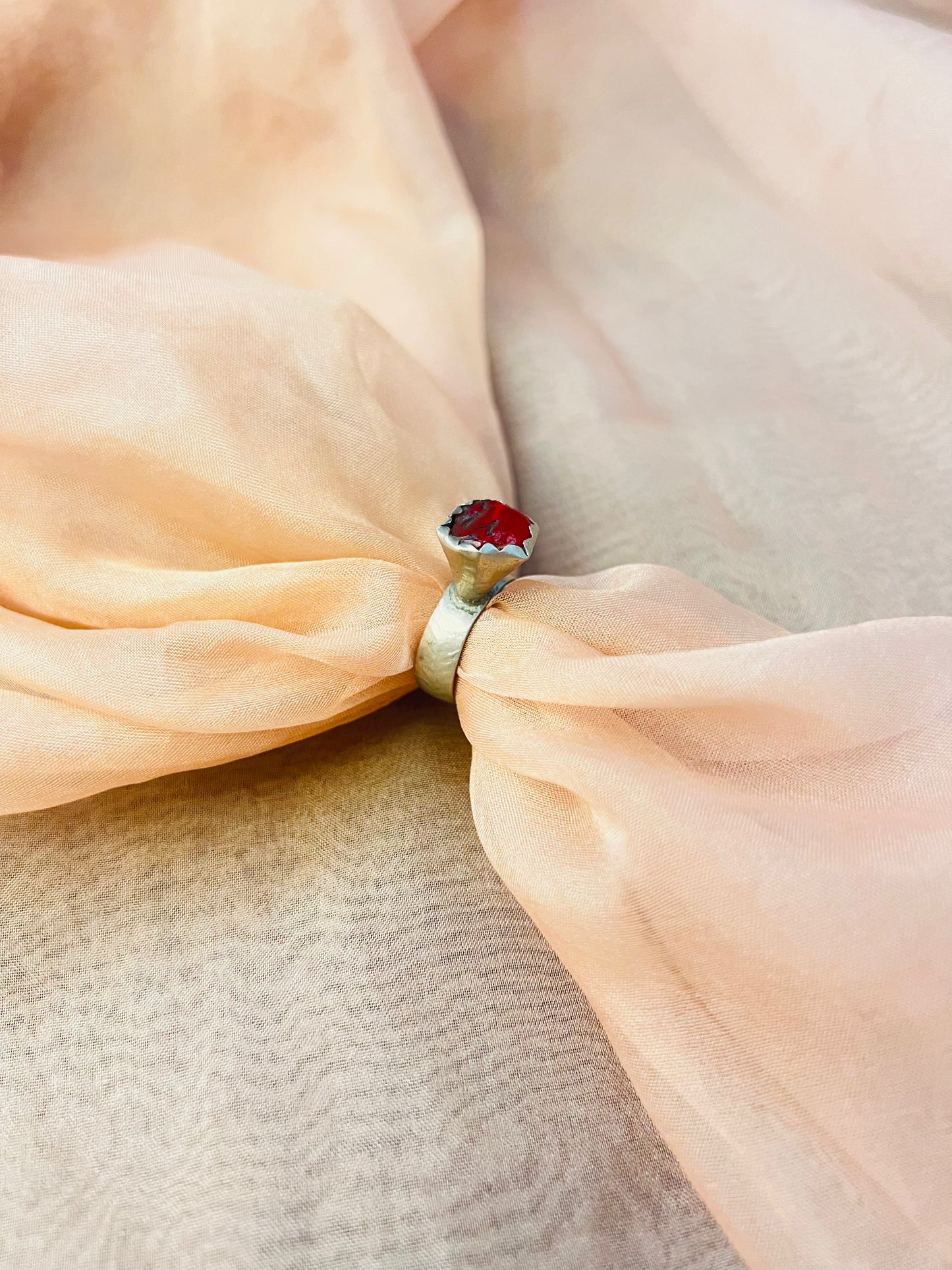 Hairat Vintage Ring
