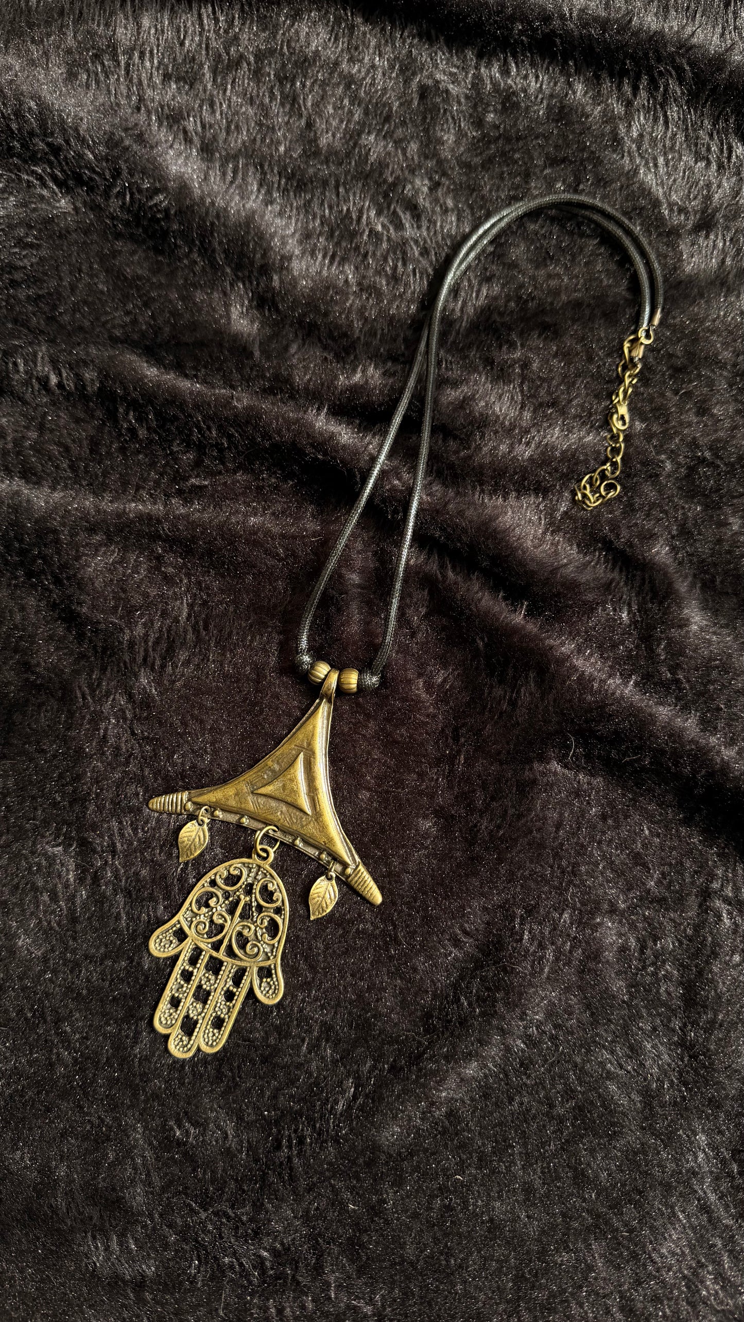 Musafir Zamak Pendant