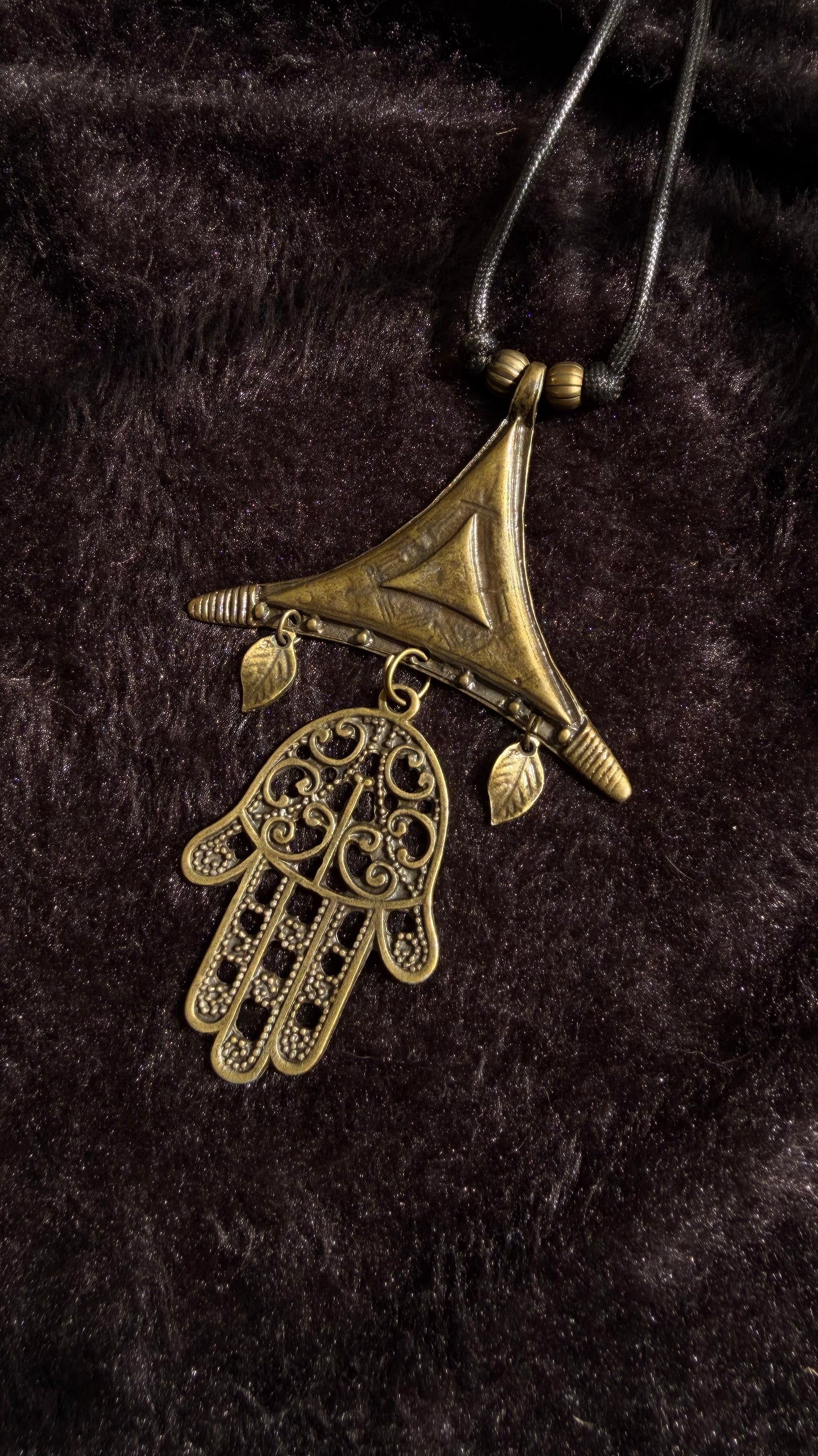 Musafir Zamak Pendant