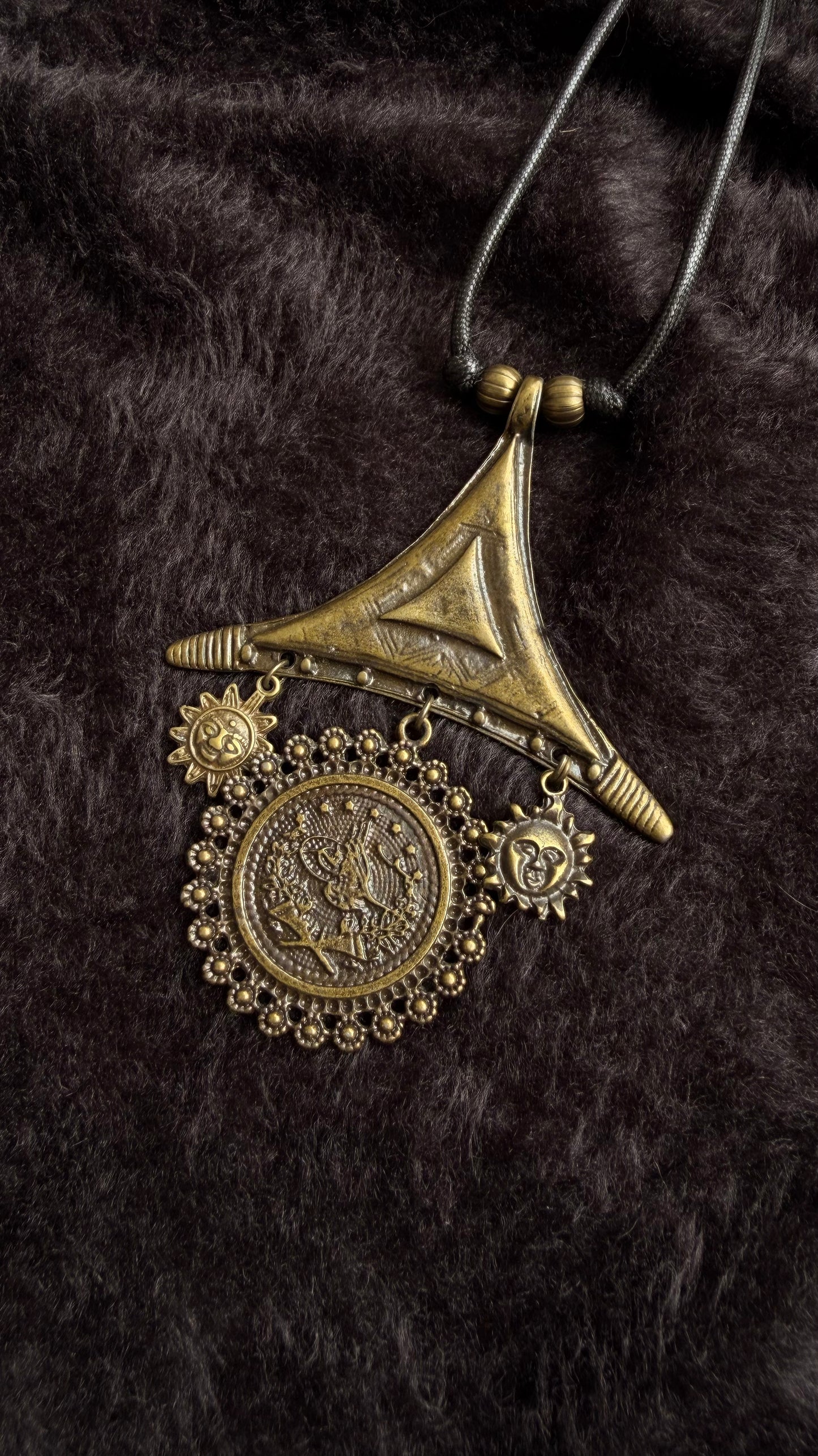 Chakra Zamak Pendant