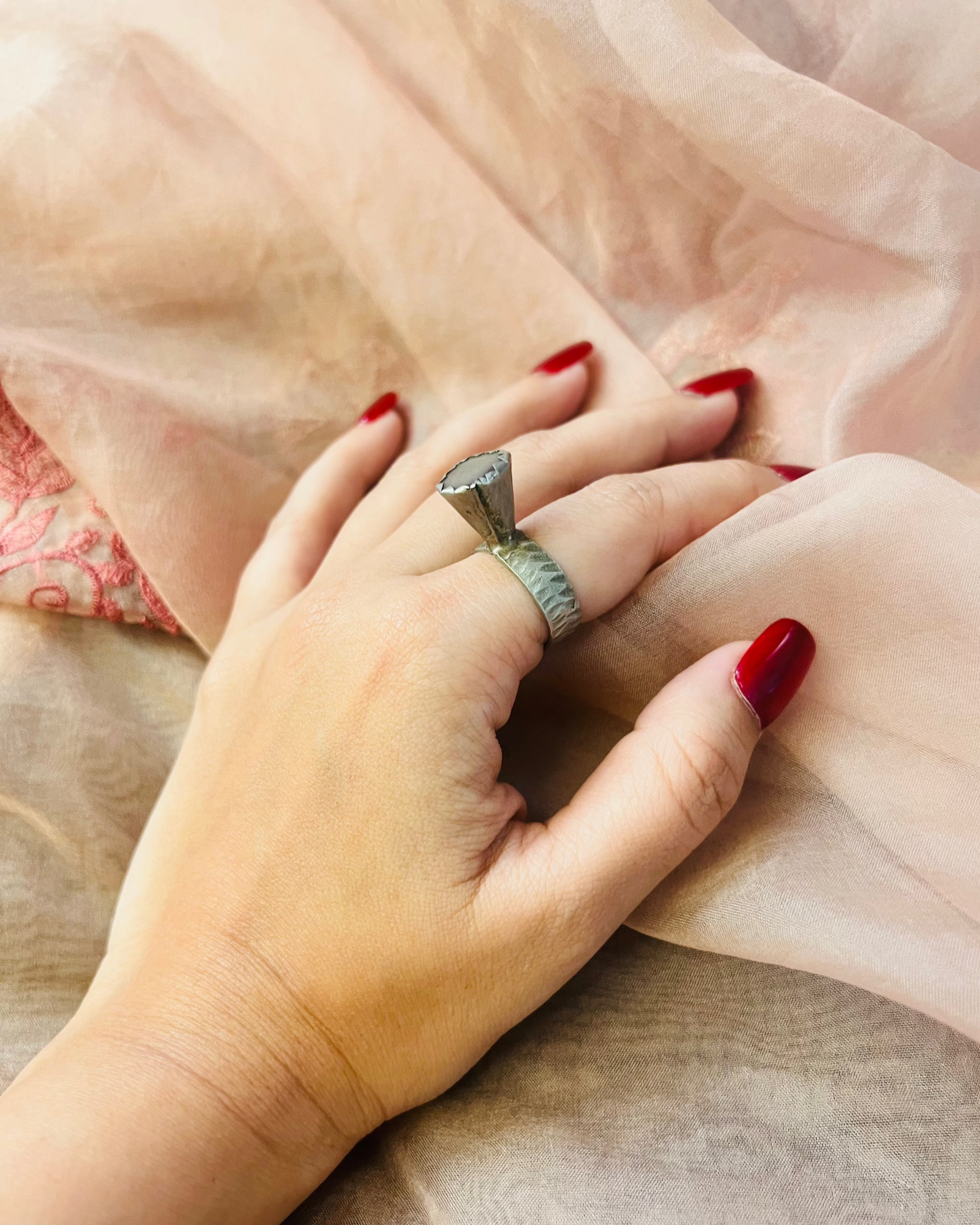 Sehra Vintage Ring