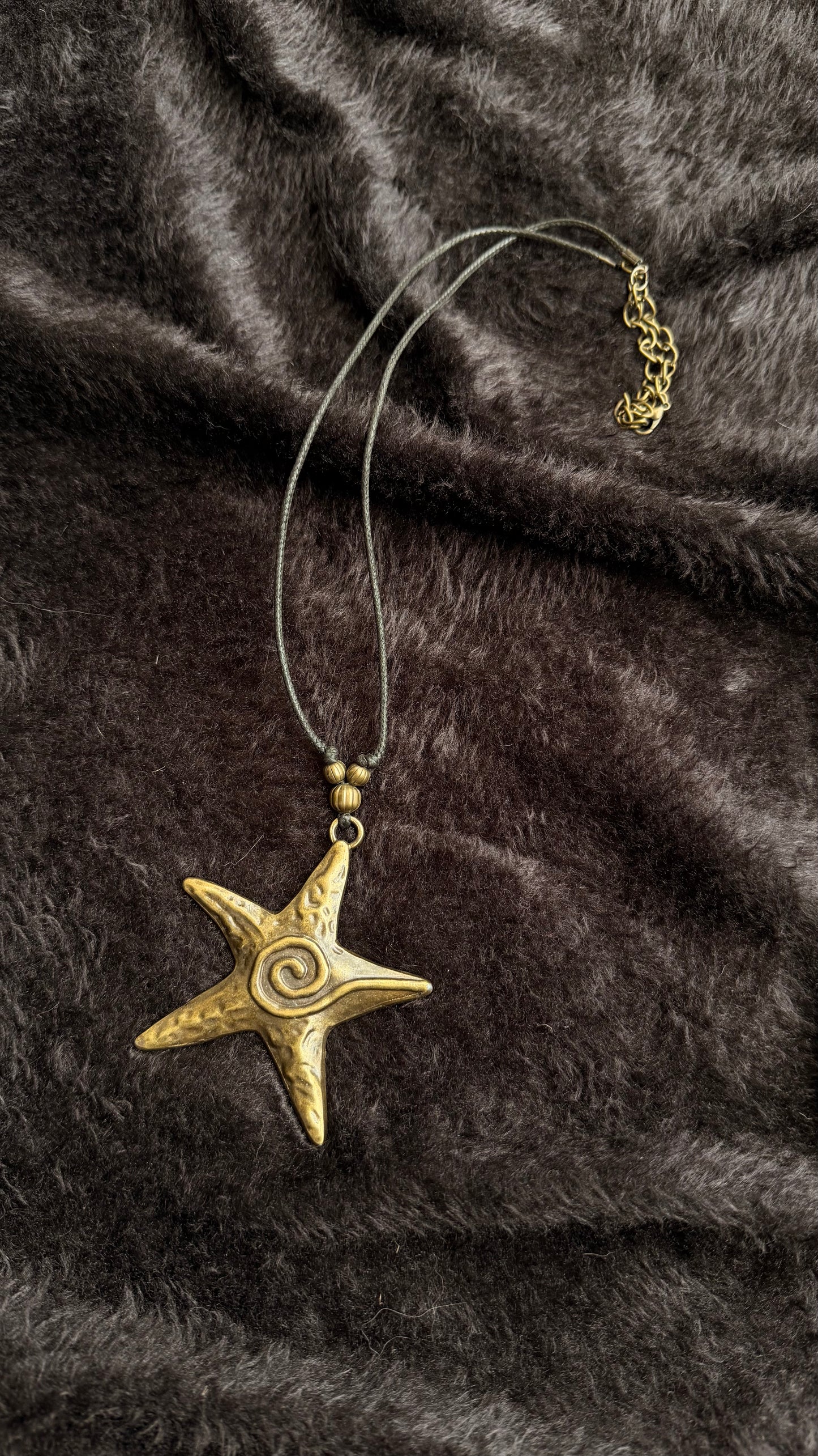 Sajde Zamak Pendant