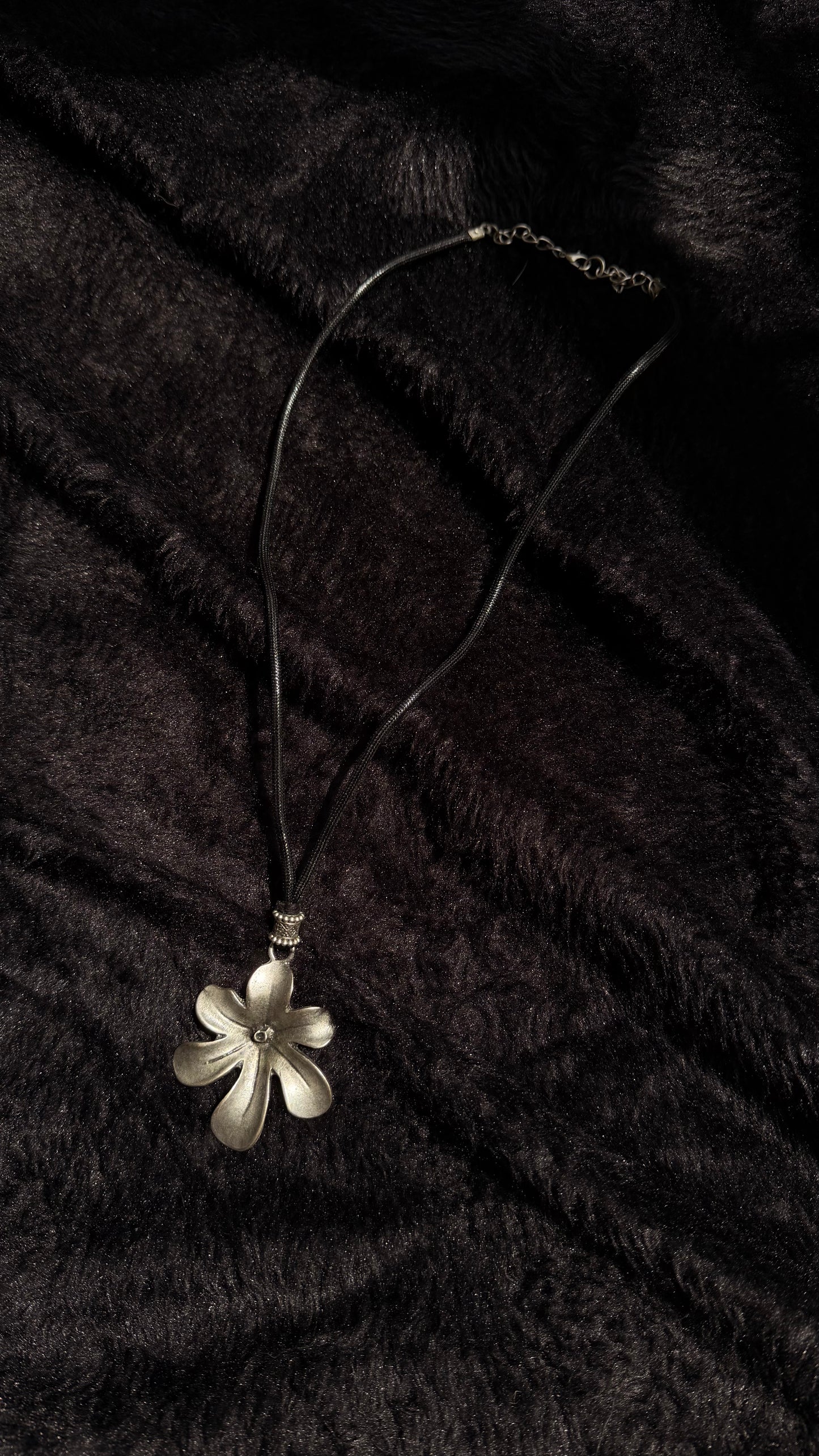 Susha Zamak Pendant