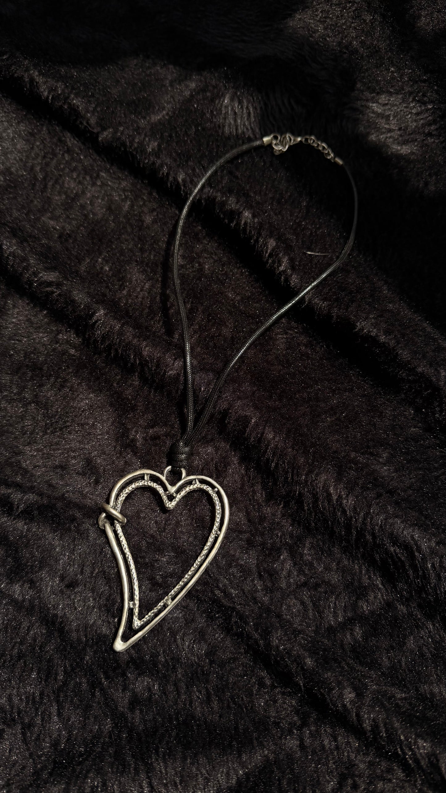Raaz Zamak Pendant