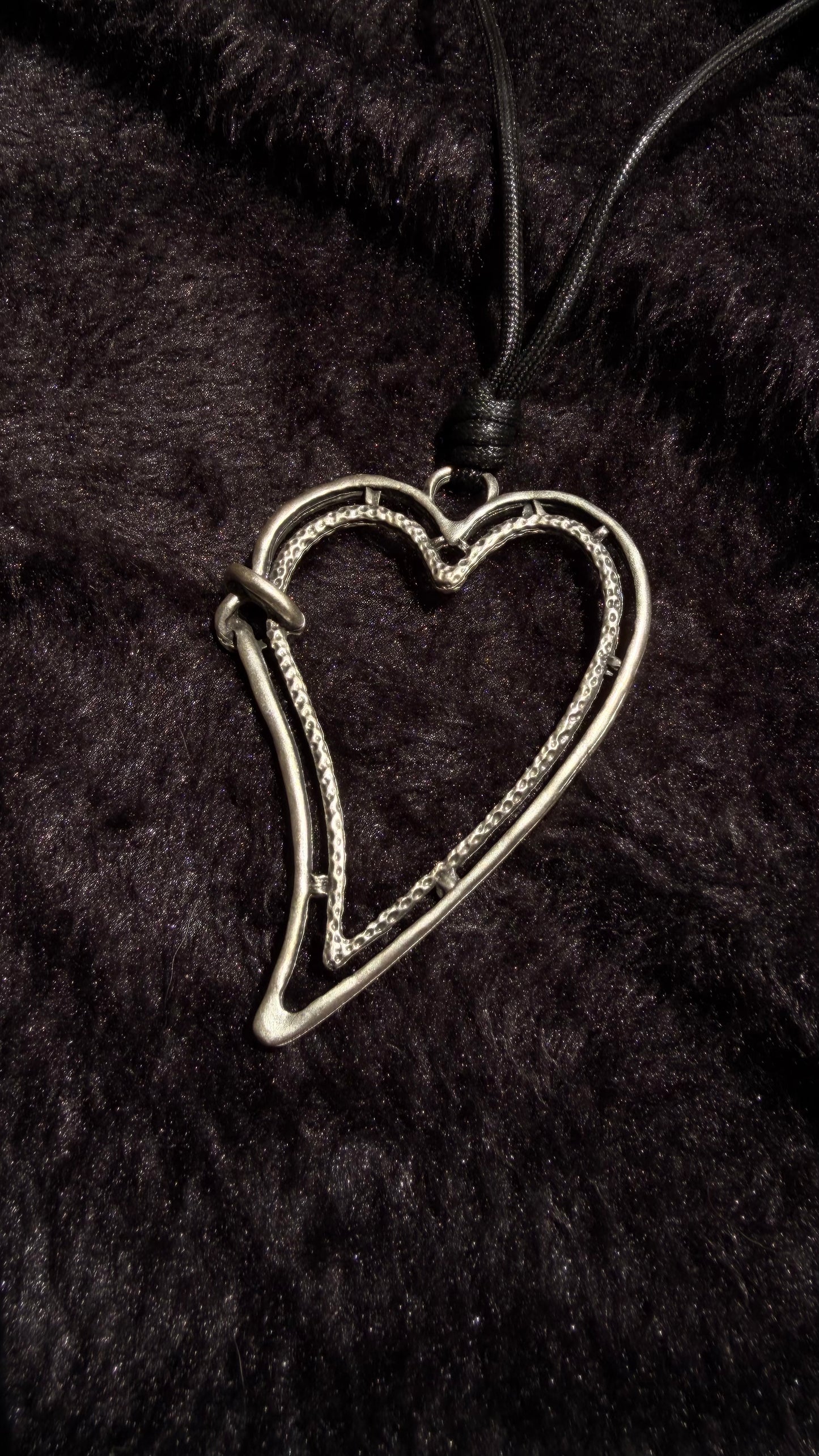 Raaz Zamak Pendant