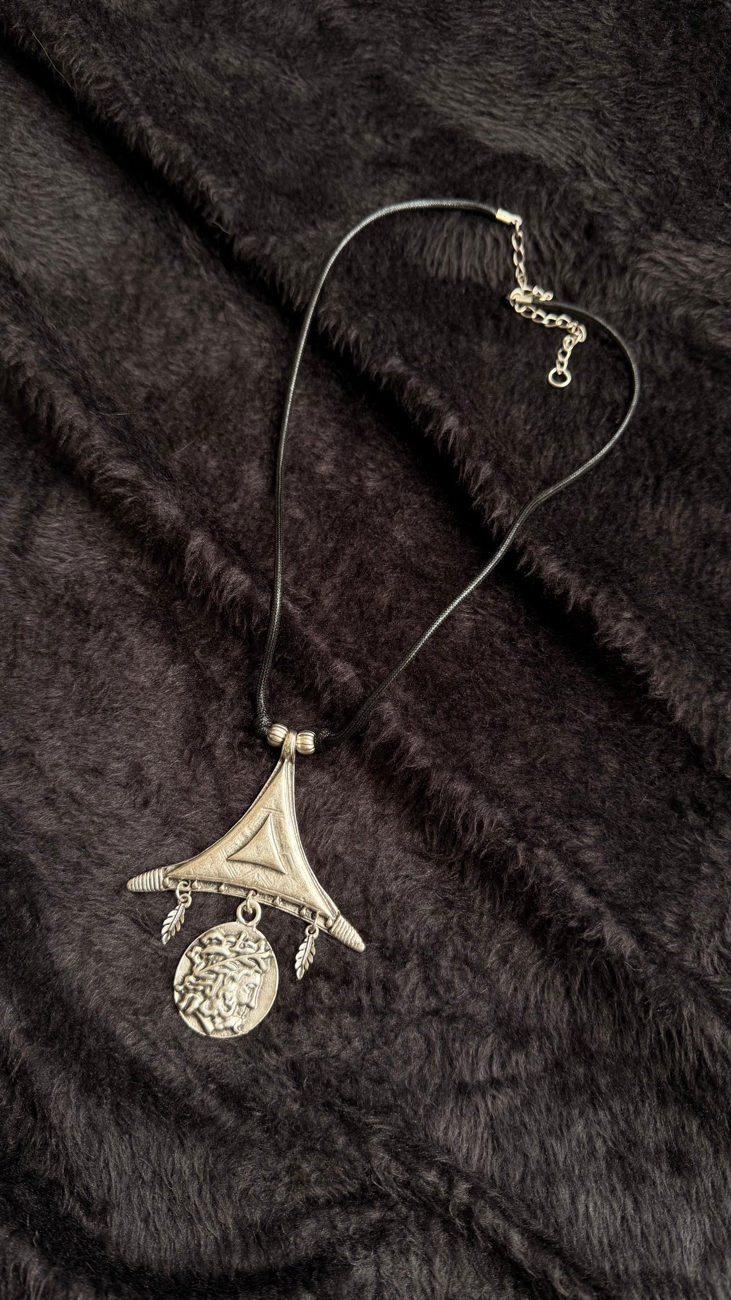 Lavan Zamak Pendant