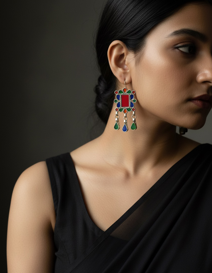 Hunar Glass Earrings