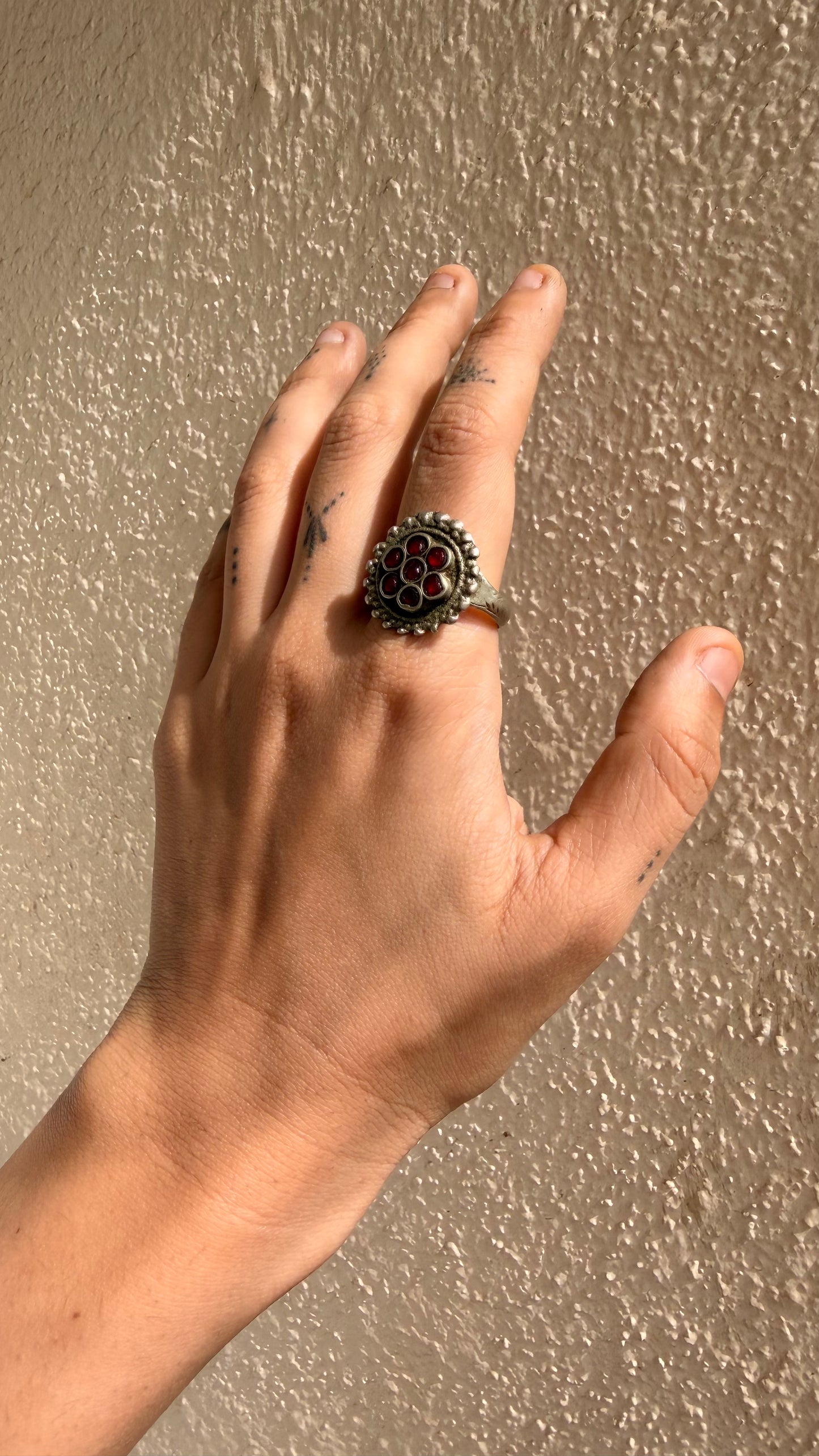 Dhoop Vintage Ring