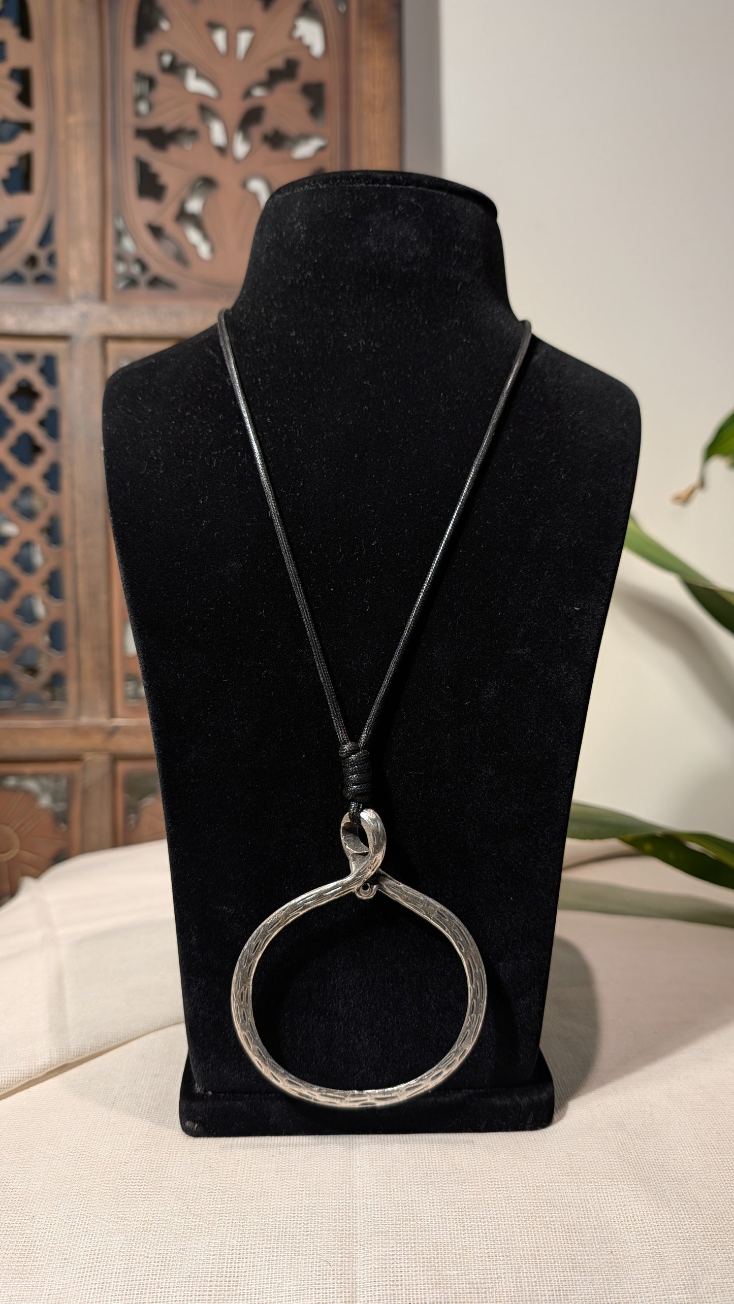 Hina Zamak Pendant