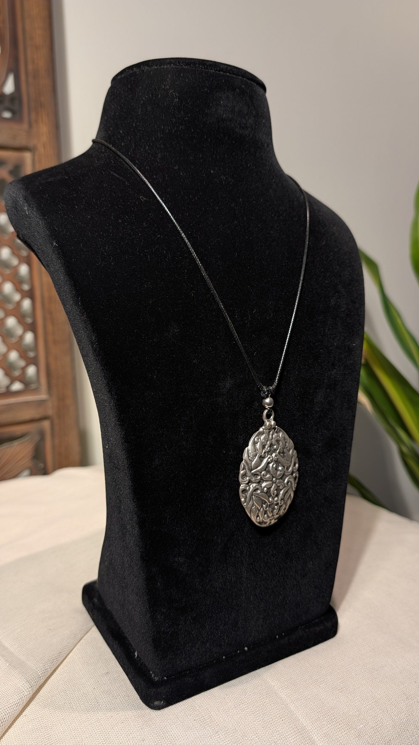 Goma Zamak Pendant