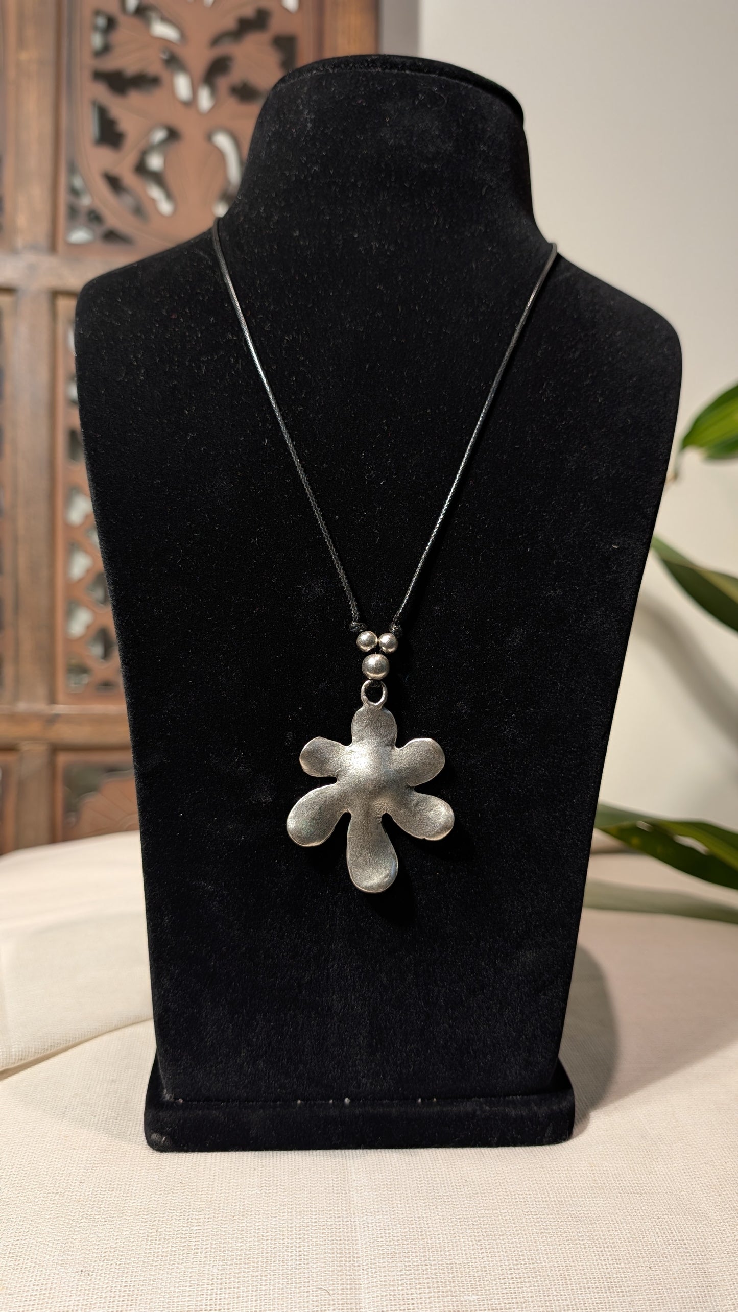 Phool Zamak Pendant