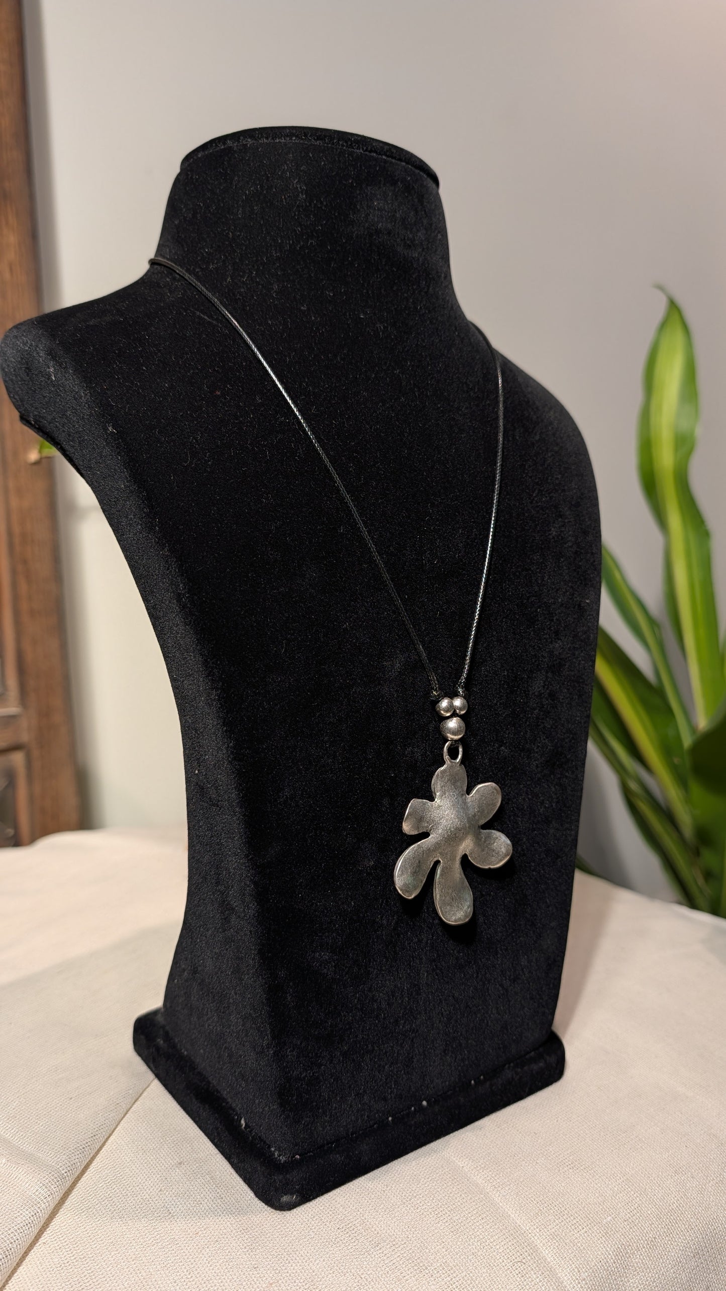 Phool Zamak Pendant