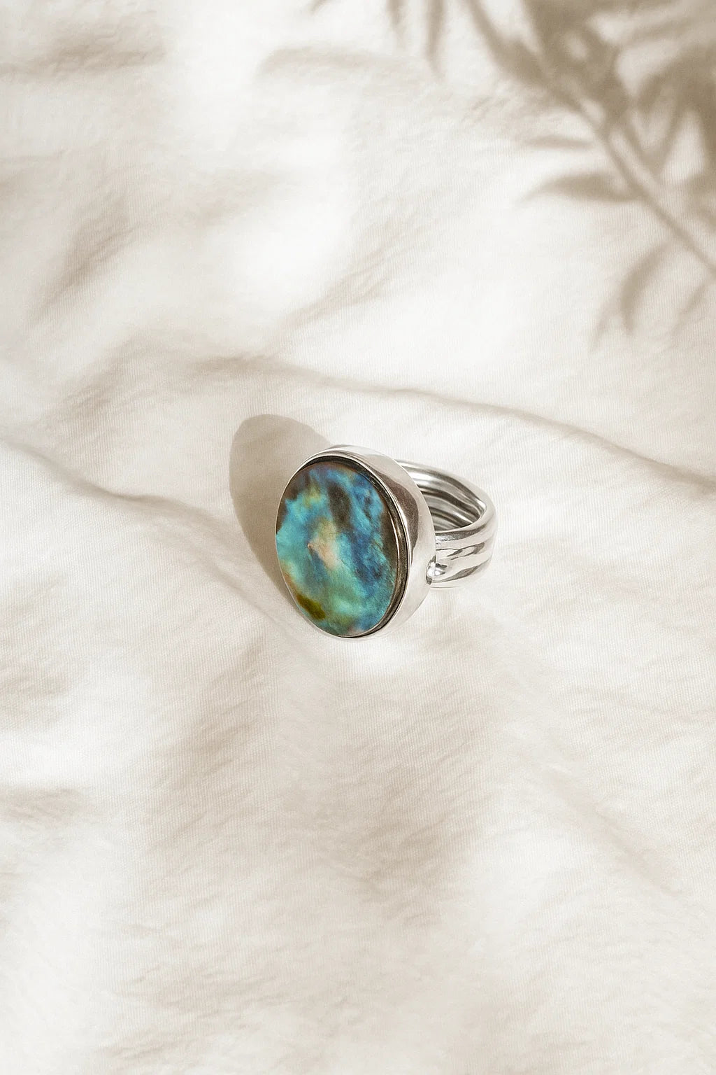 Mother of Pearl Gemstone Sterling Silver Ring