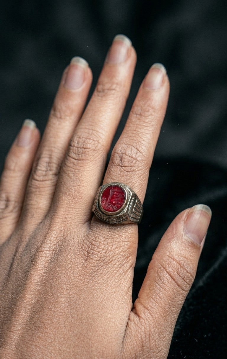 Aruvi Vintage Ring