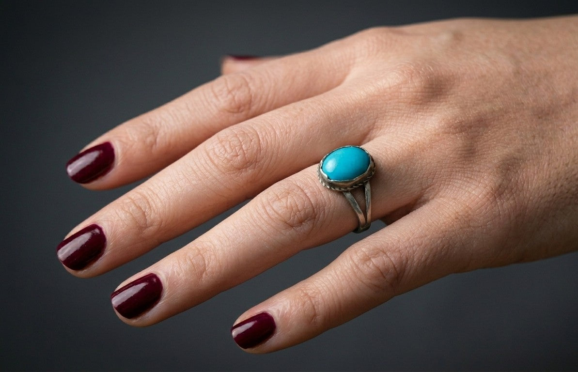 Bhaavya Vintage Ring