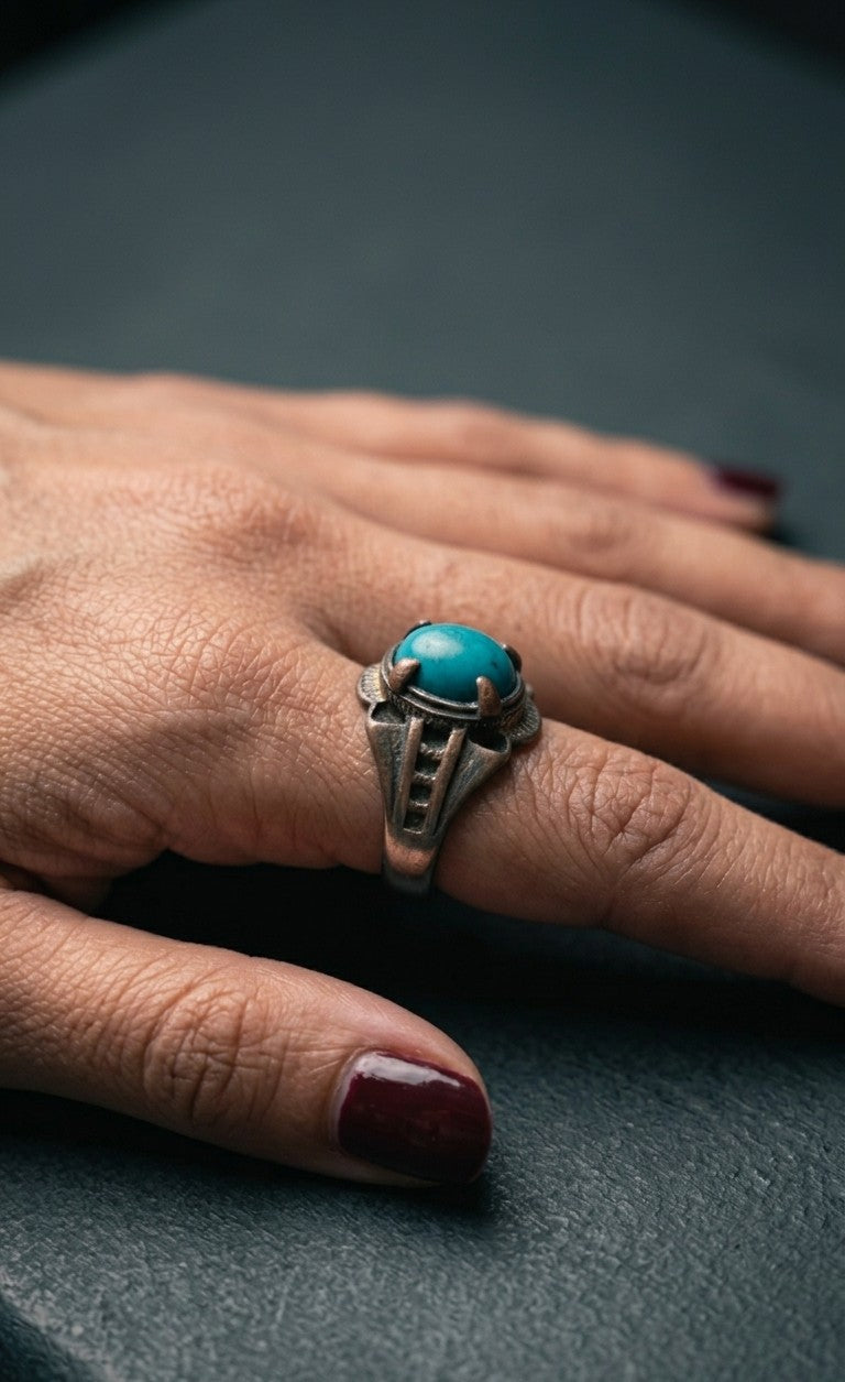 Vinitha Vintage Ring