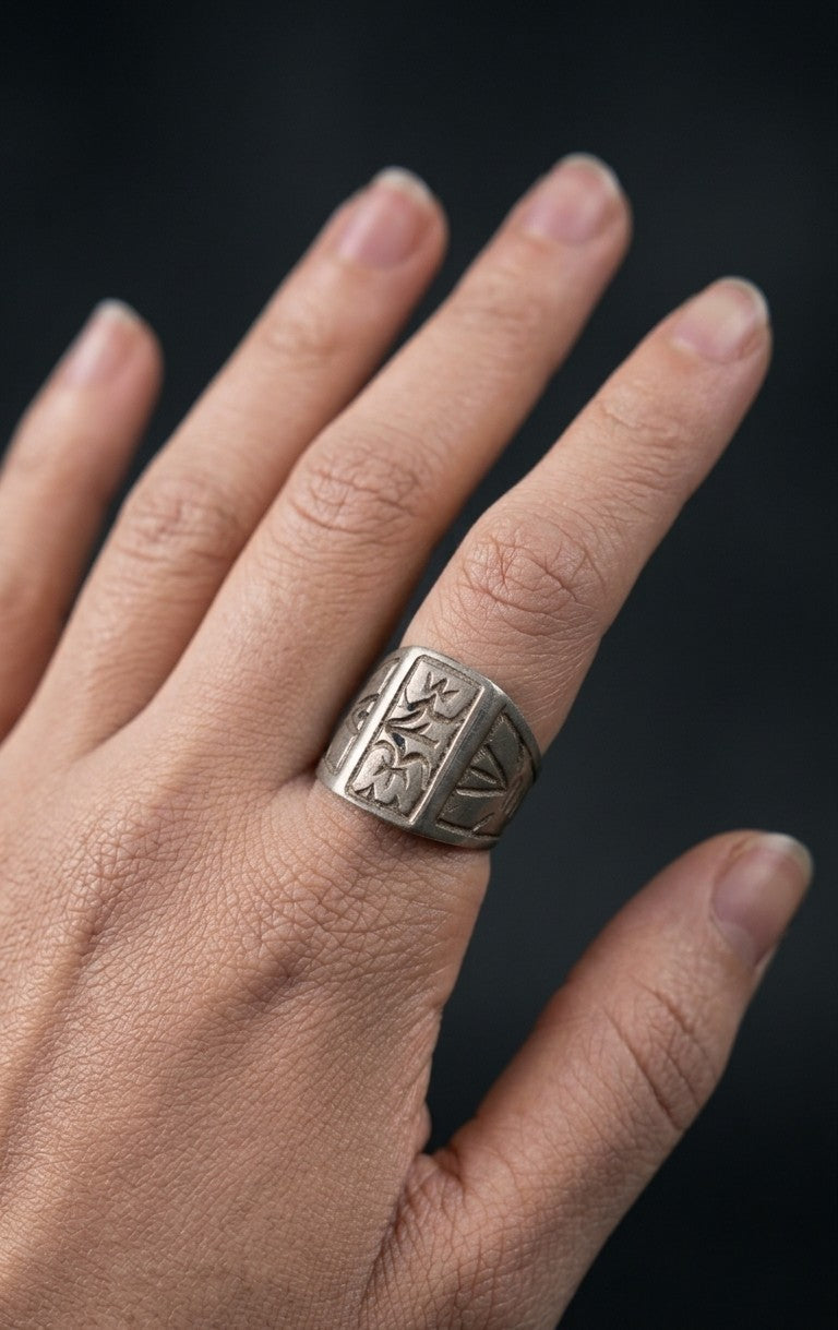 Manoj Vintage Ring