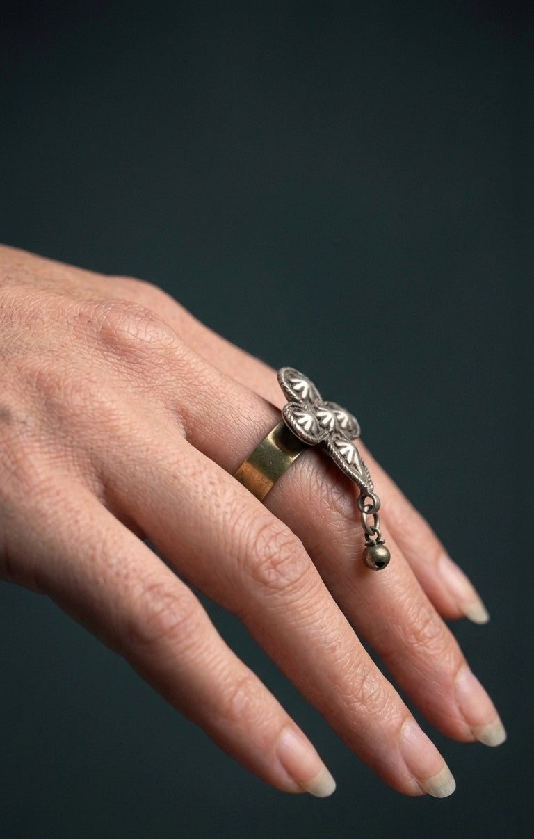 Baanu Vintage Ring