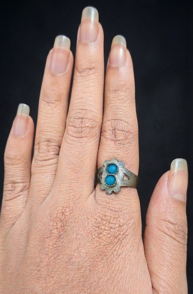 Thaara  Vintage Ring