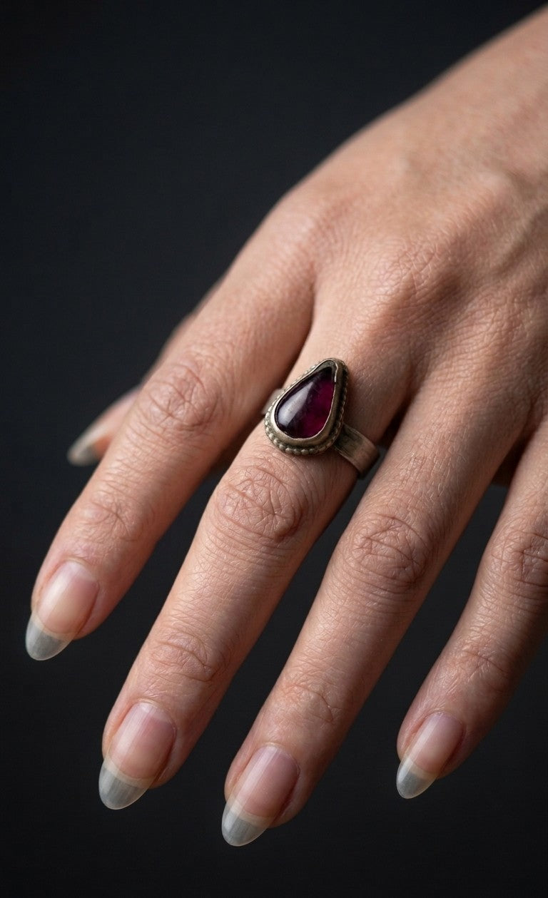 Saranya Vintage Ring