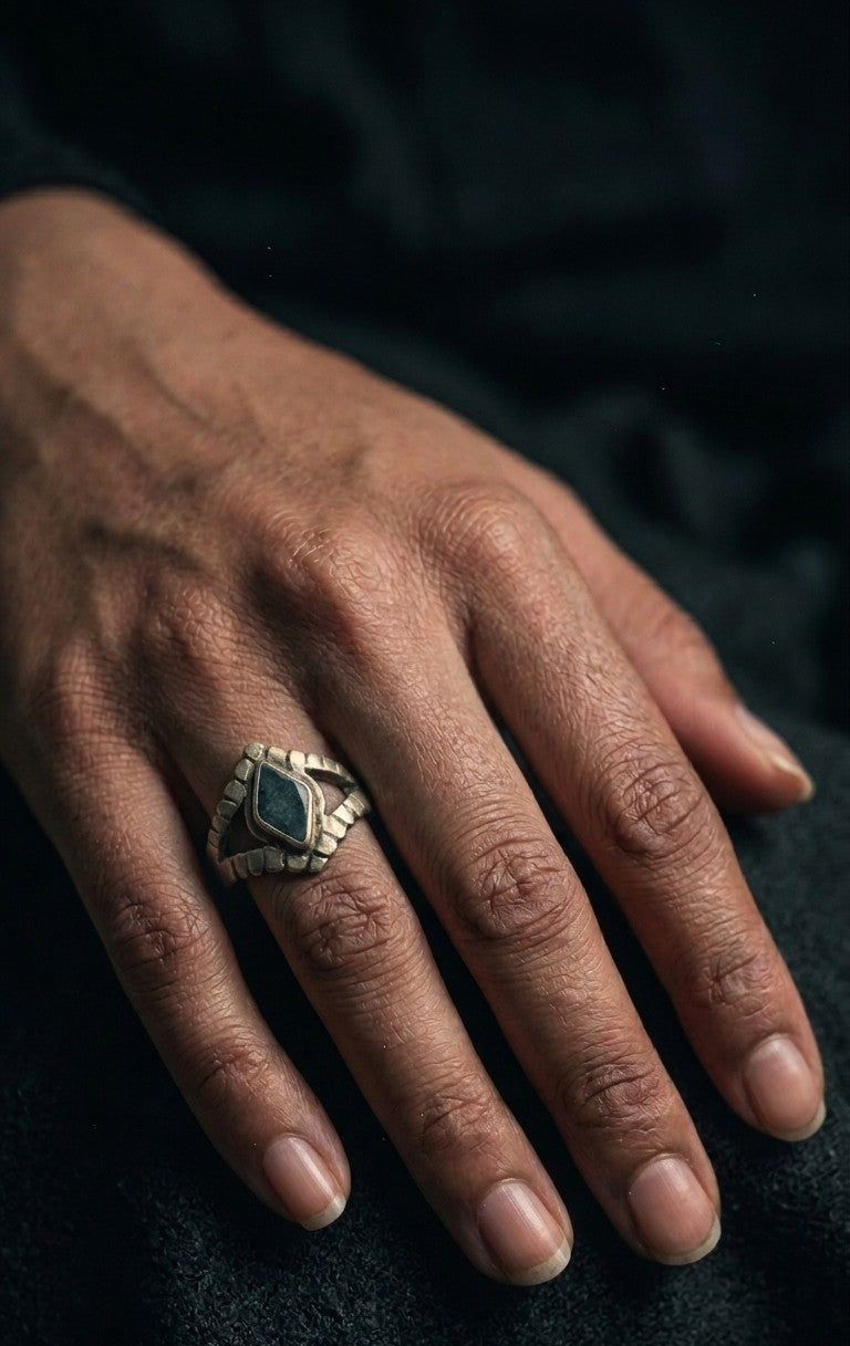 Suriya Vintage Ring