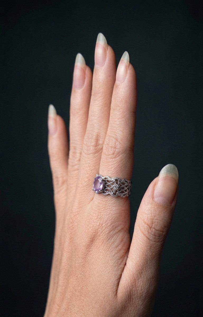 Jhanu Adjustable Ring