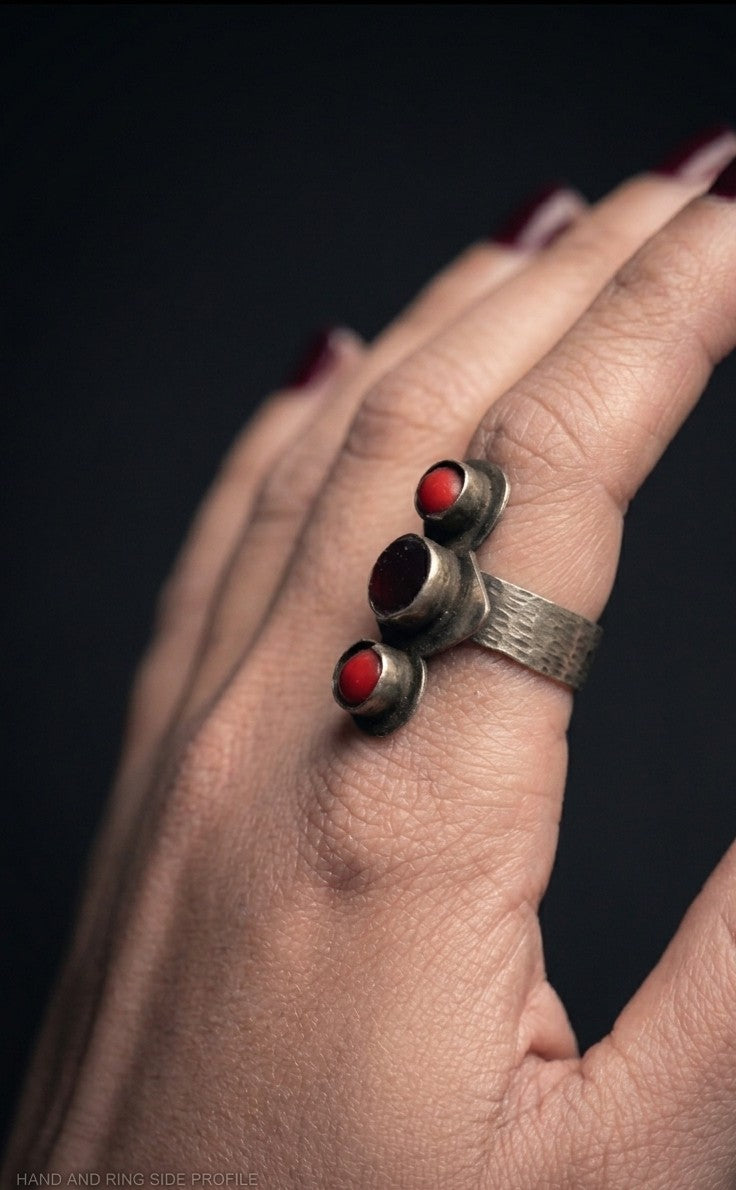 Theja Vintage Ring