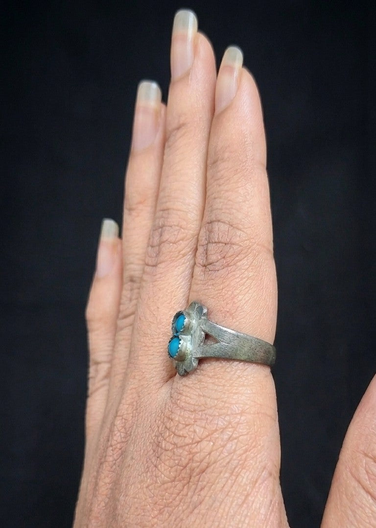 Thaara  Vintage Ring