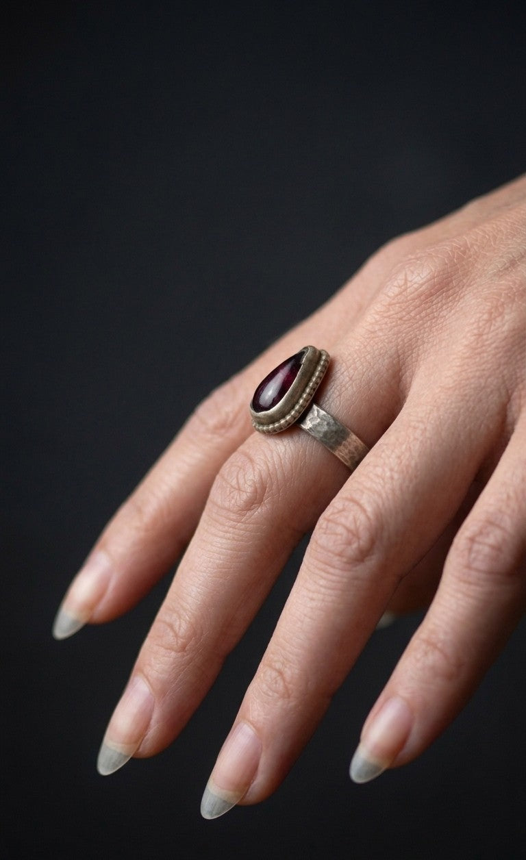 Saranya Vintage Ring