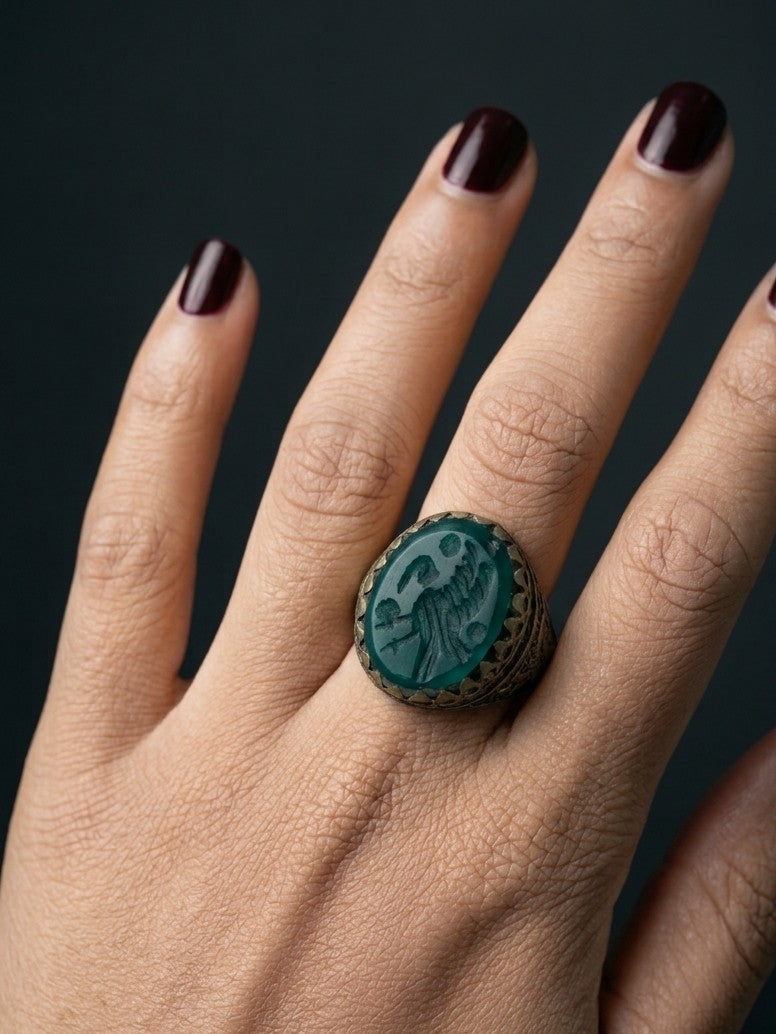 Shruthi Vintage Ring