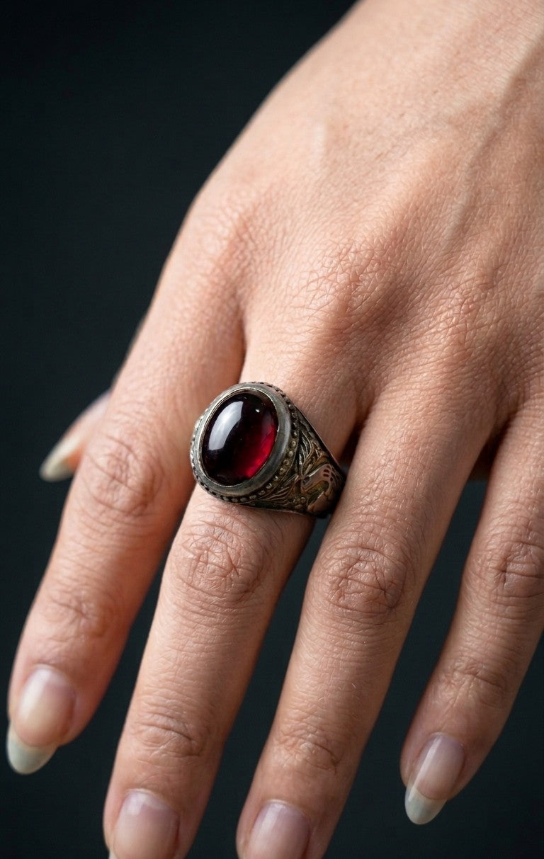 Kowshi Vintage Ring