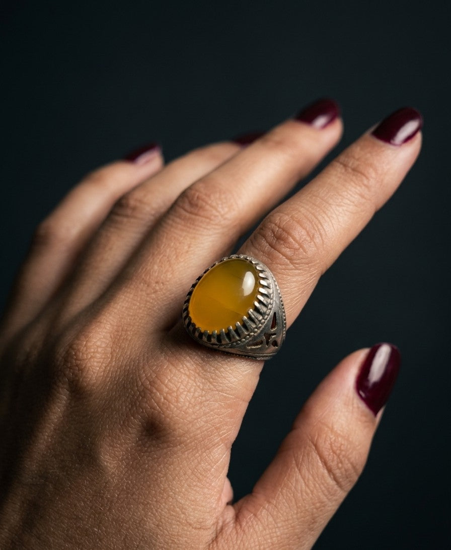 Baanu Vintage Ring