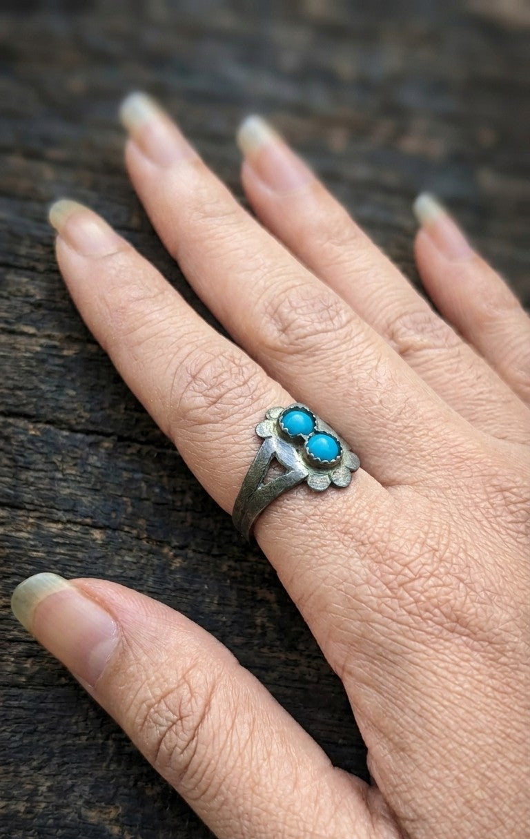 Thaara  Vintage Ring