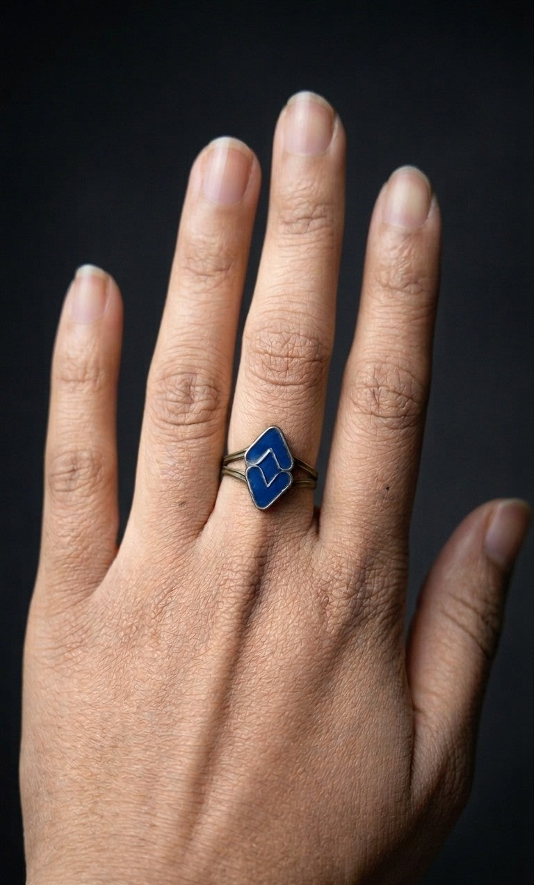 Divya Vintage Ring