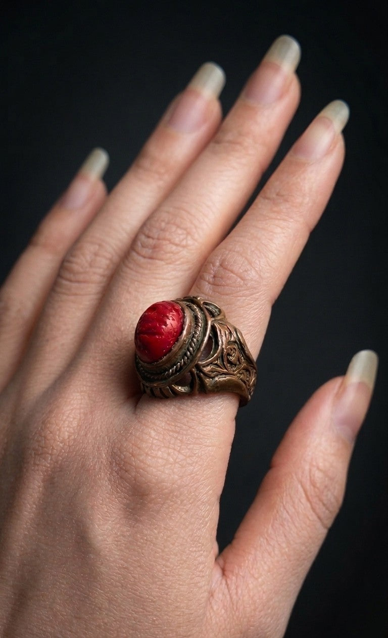 Vanathi Vintage Ring